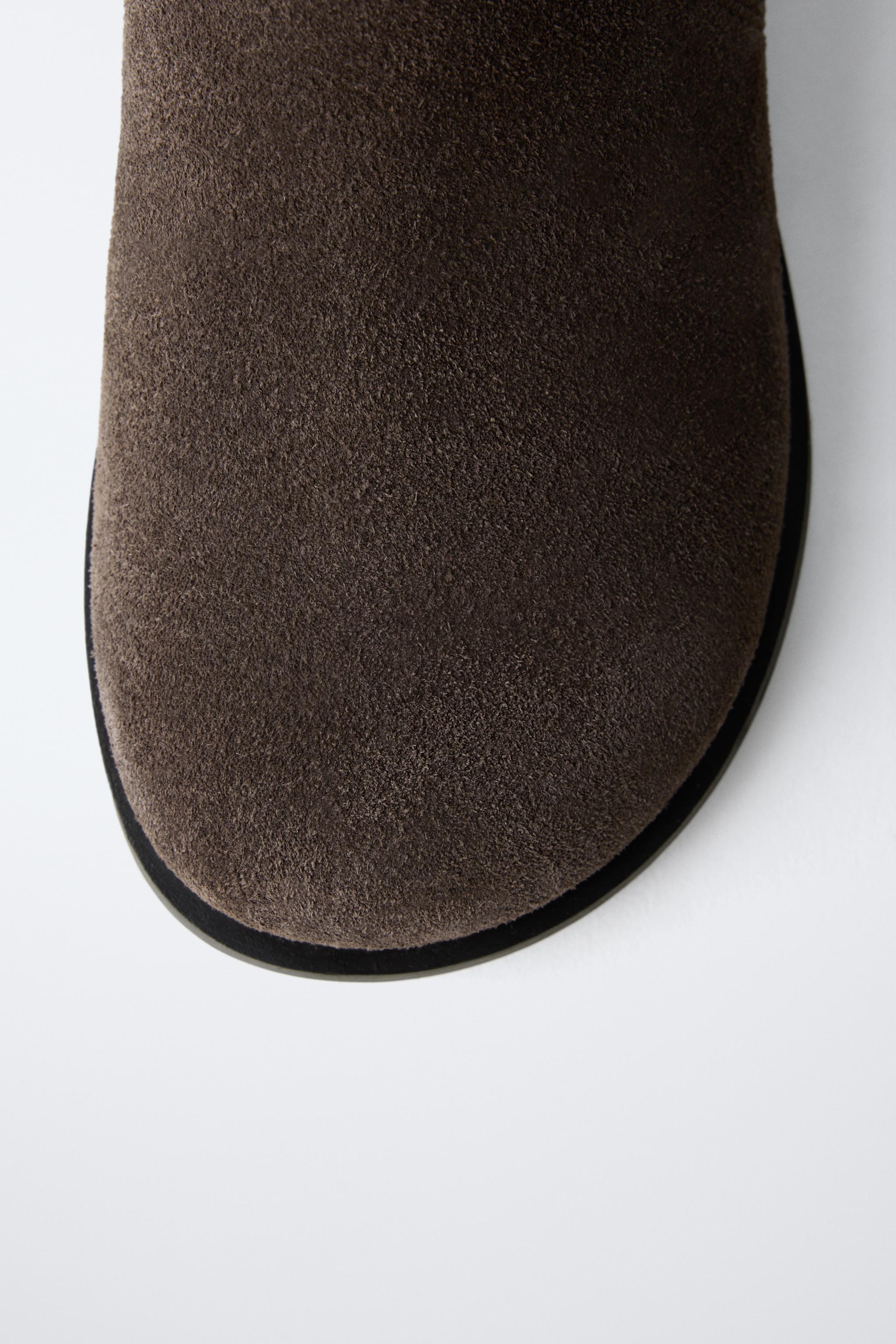 LEATHER CHELSEA ANKLE BOOTS