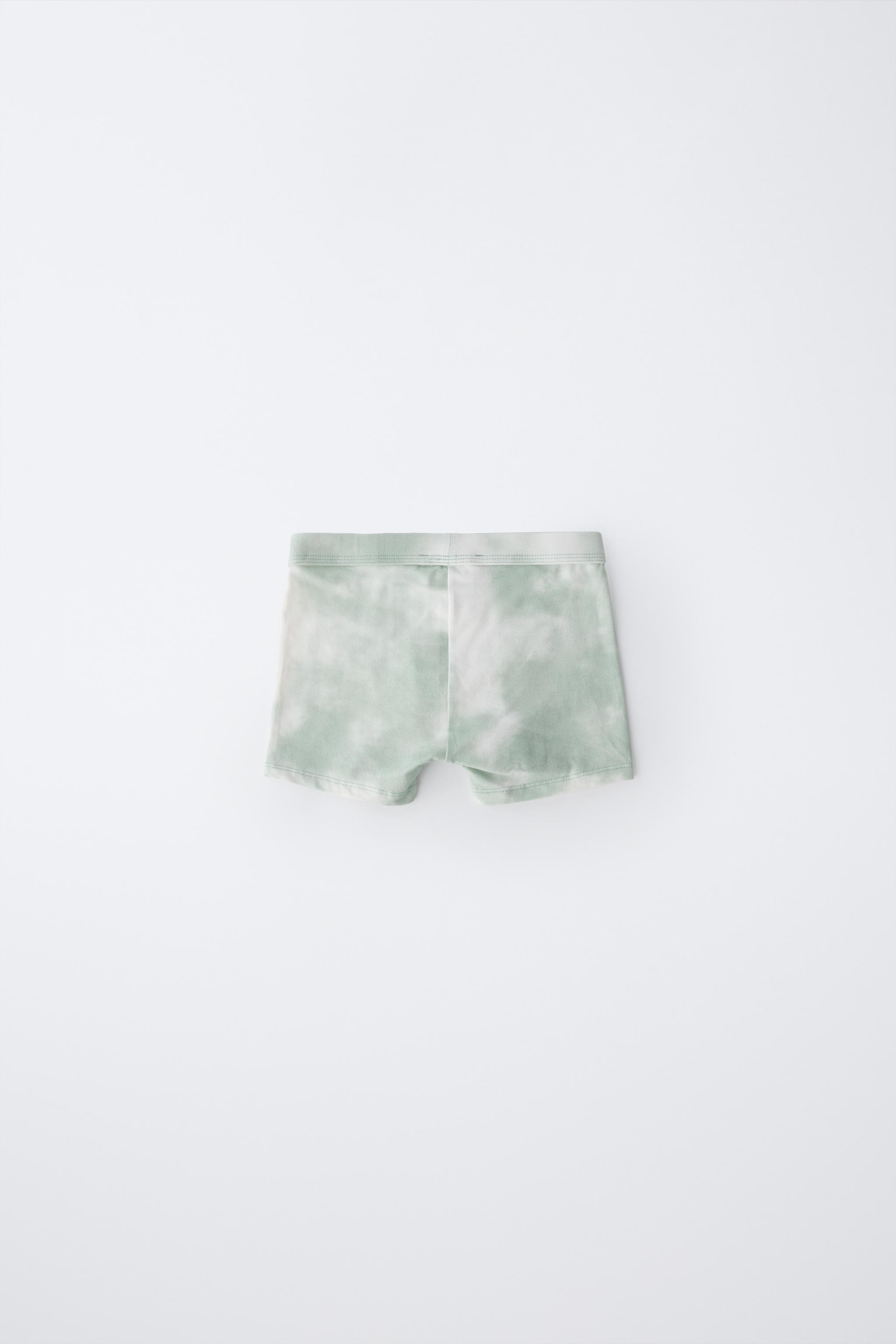 AGES 6-14 / FIVE-PACK OF TIE-DYE BOXERS WITH LABEL