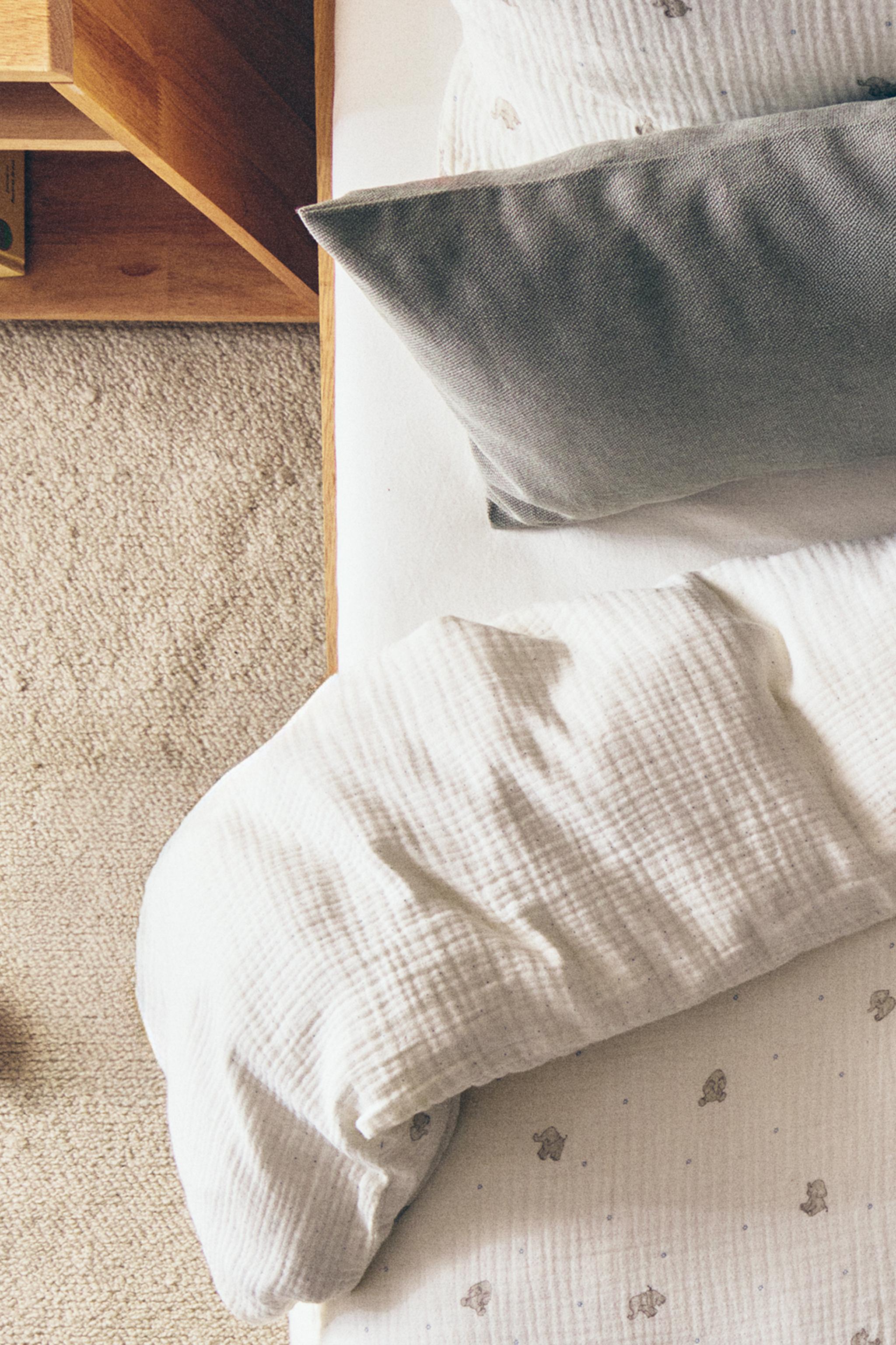 CHILDREN'S MUSLIN DUVET COVER WITH ELEPHANTS