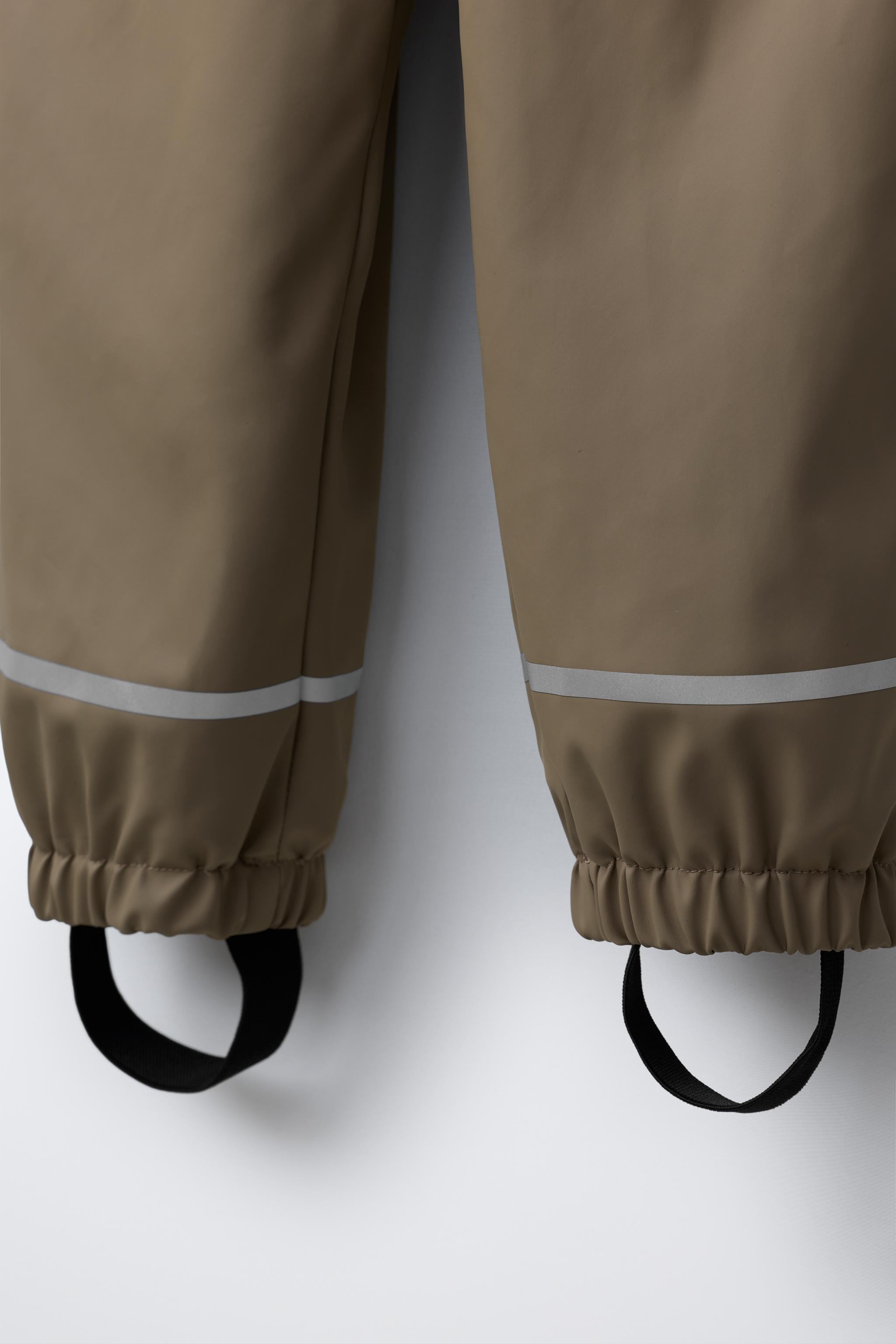 WATER-RESISTANT RUBBERIZED OVERALLS