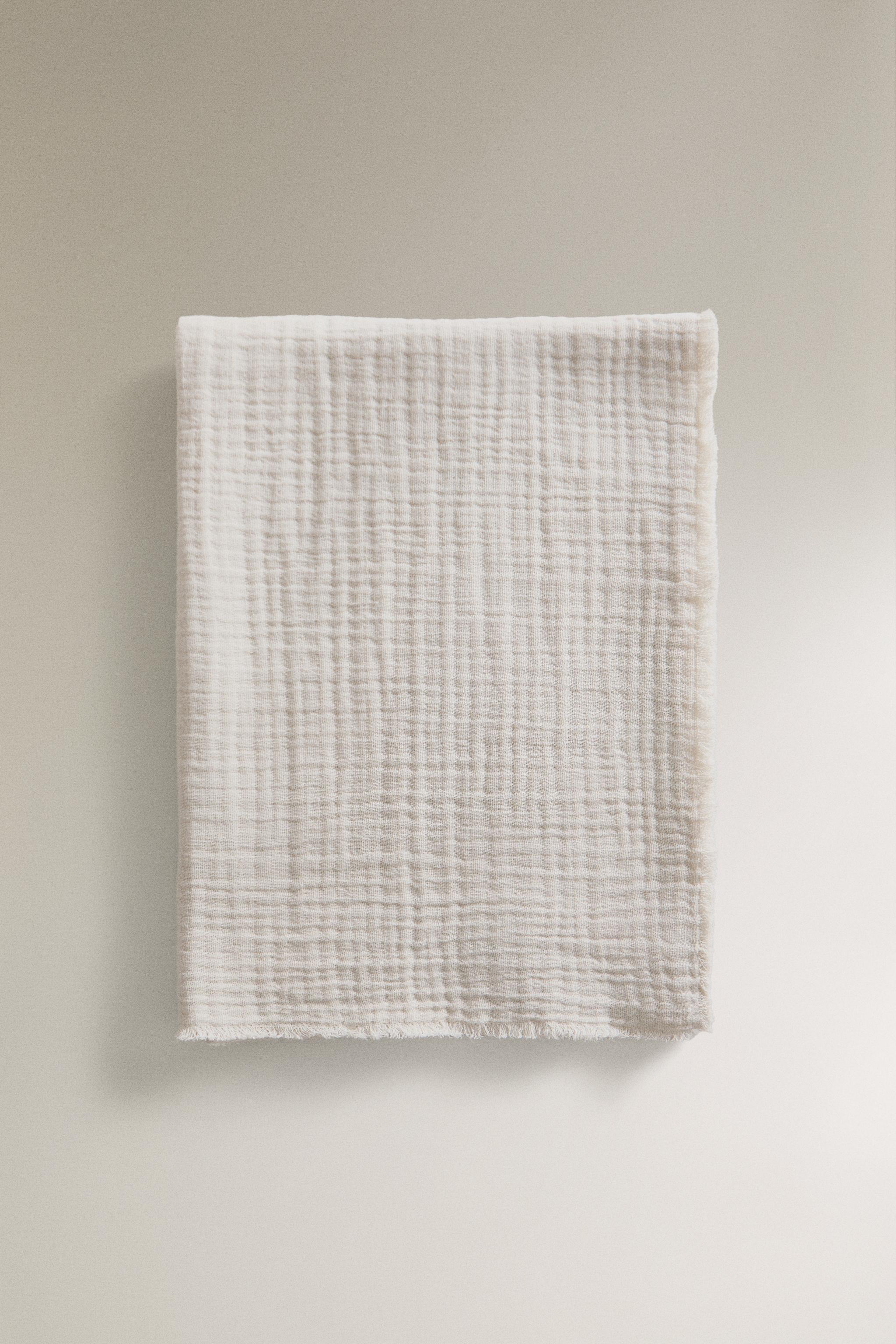 CHILDREN'S MUSLIN BLANKET
