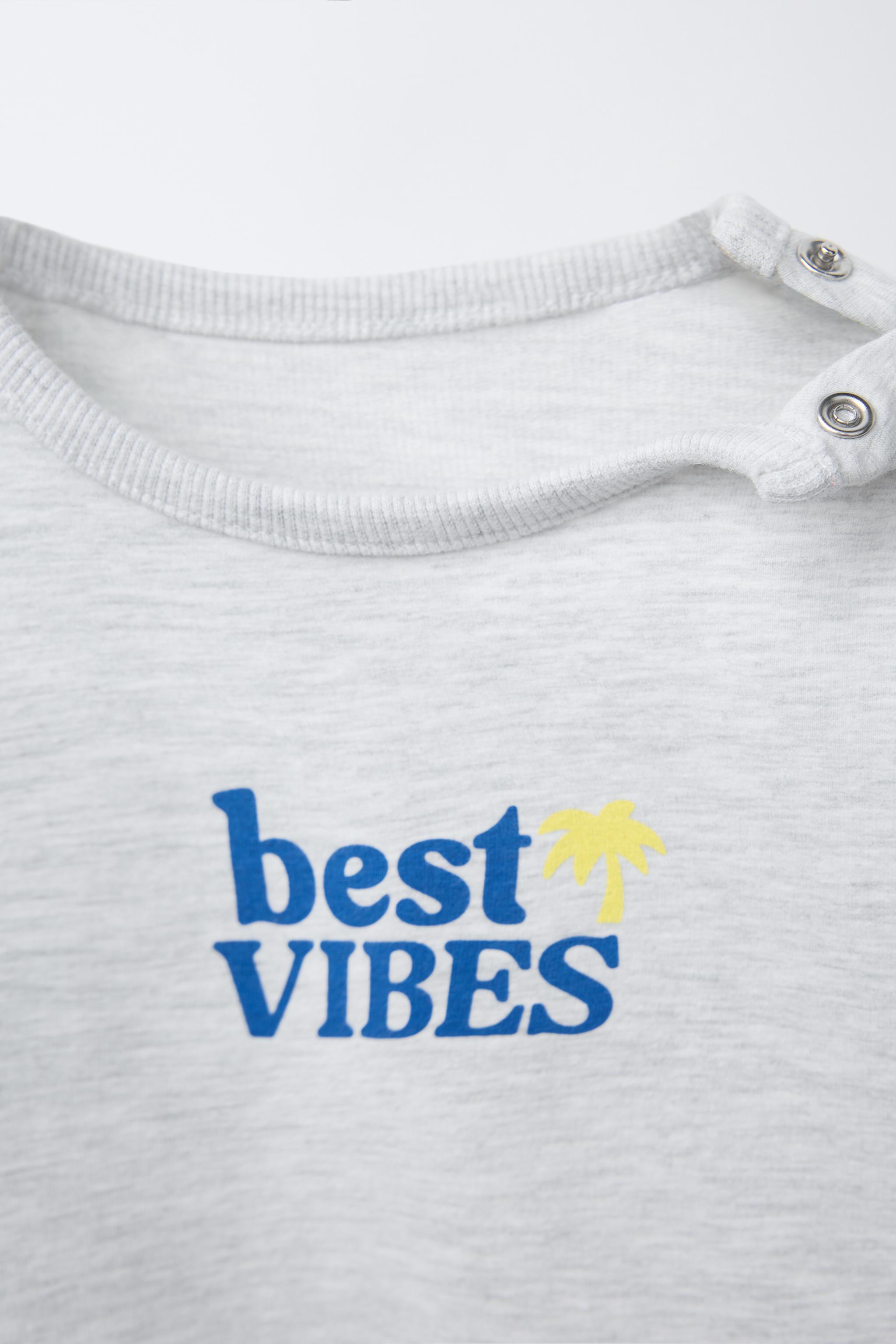 TEXT SWEATSHIRT AND BERMUDA SET