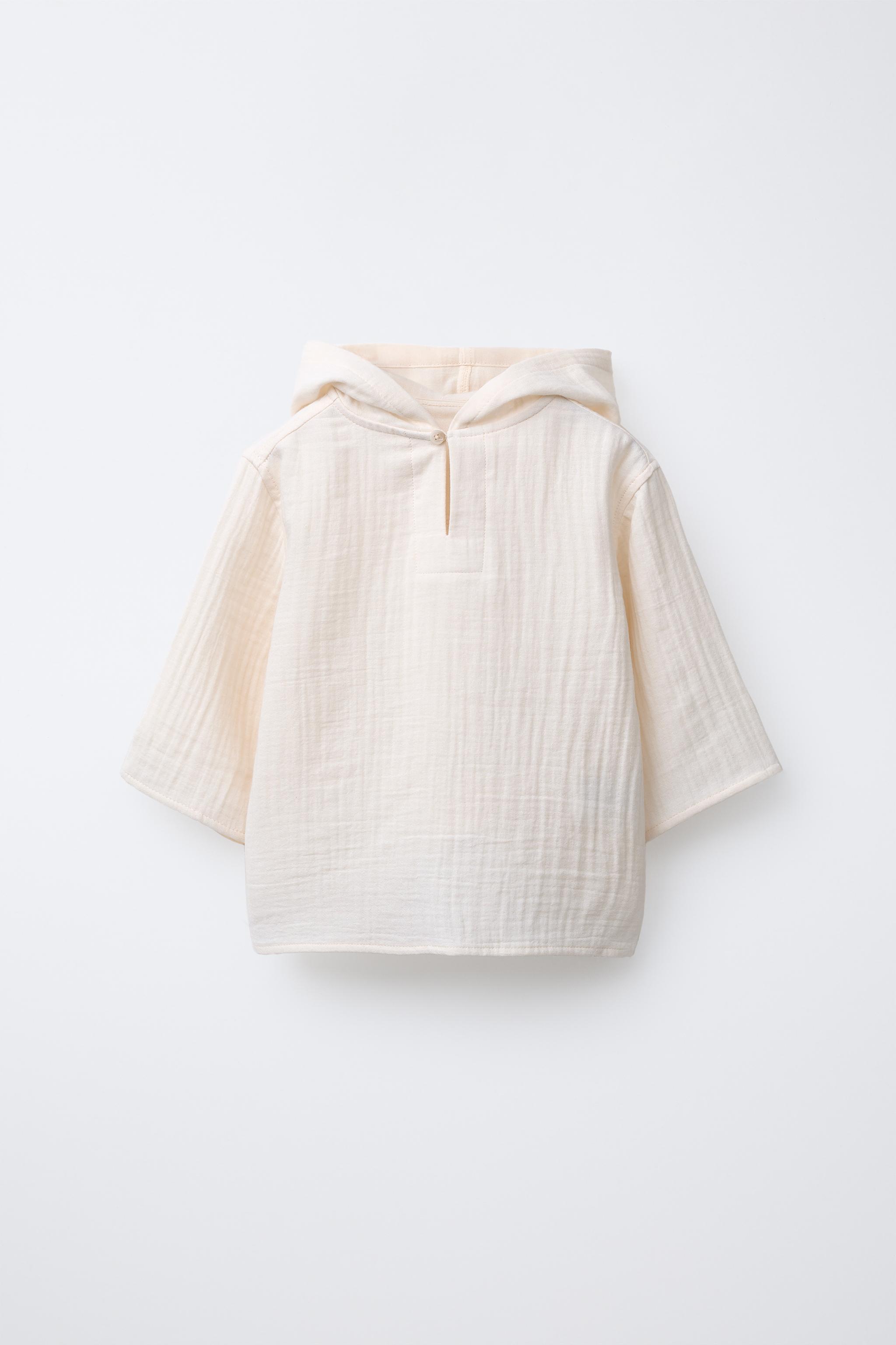 TEXTURED HOODED SHIRT