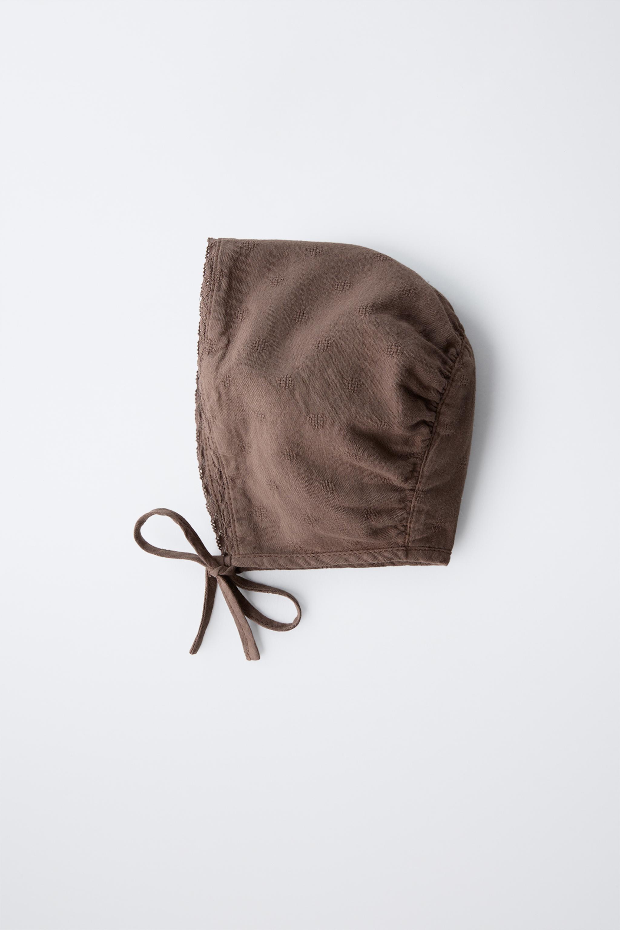 EMBROIDERED LACE BONNET