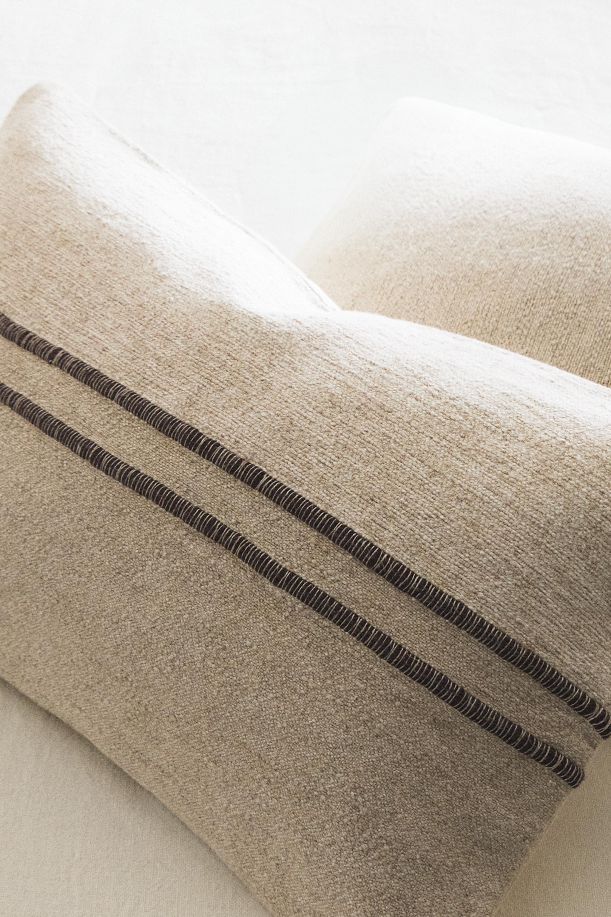 LINED THROW PILLOW COVER