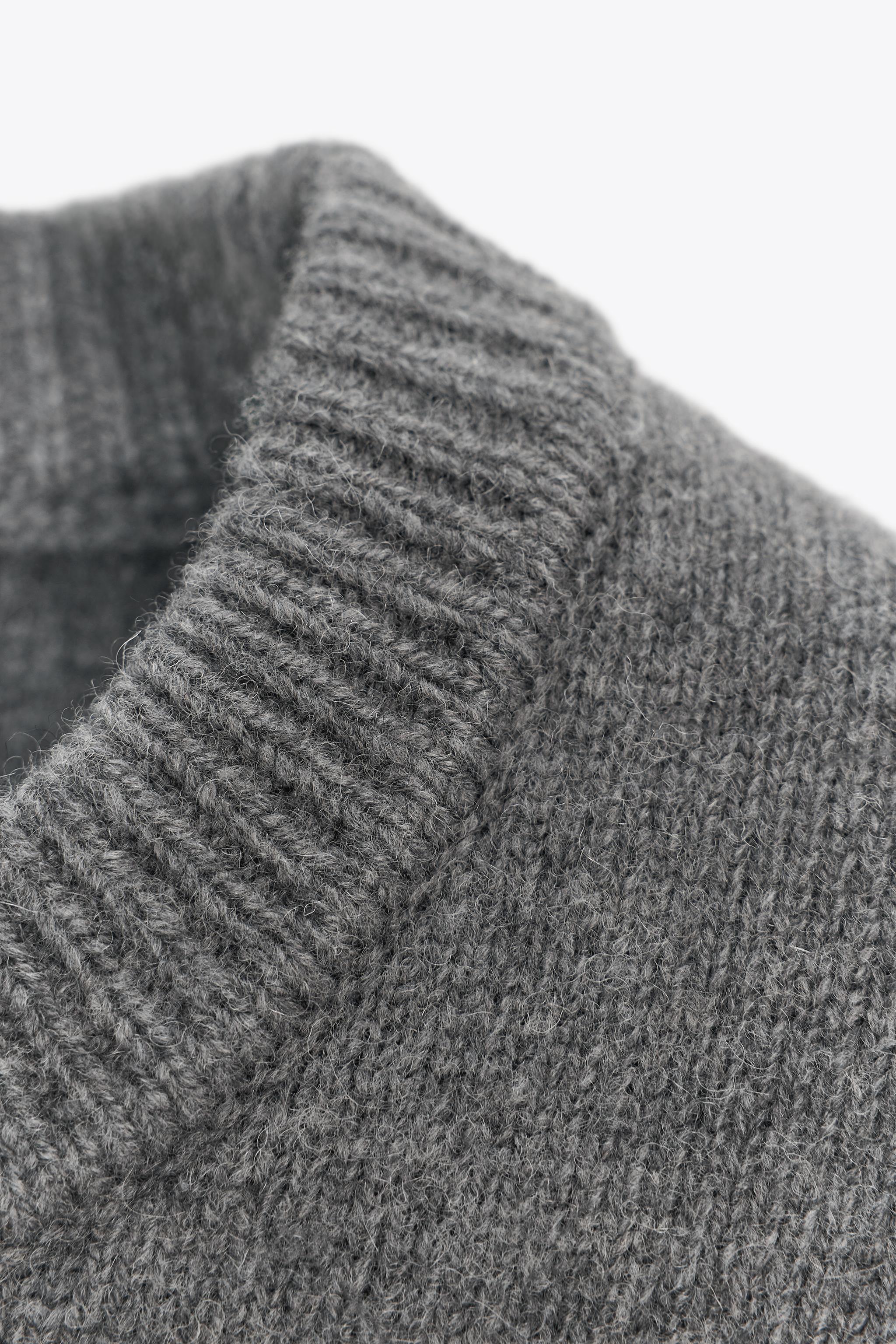 WOOL KNIT SHOULDER PLEAT TANK TOP