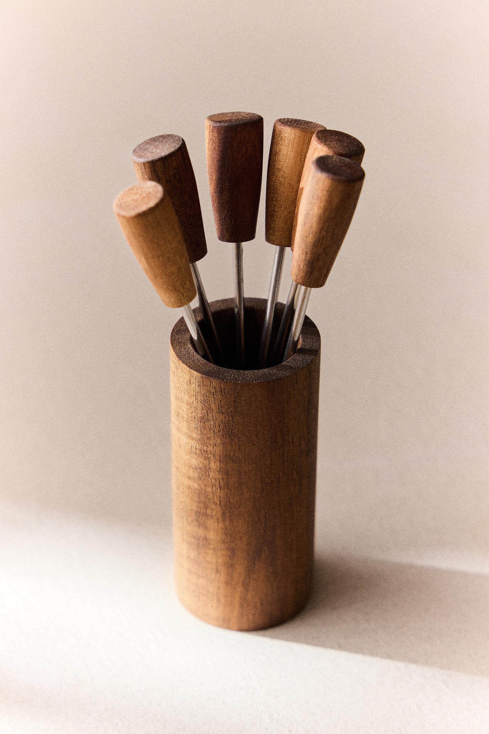 SET OF APPETIZER SKEWERS IN A CUP (SET OF 6)