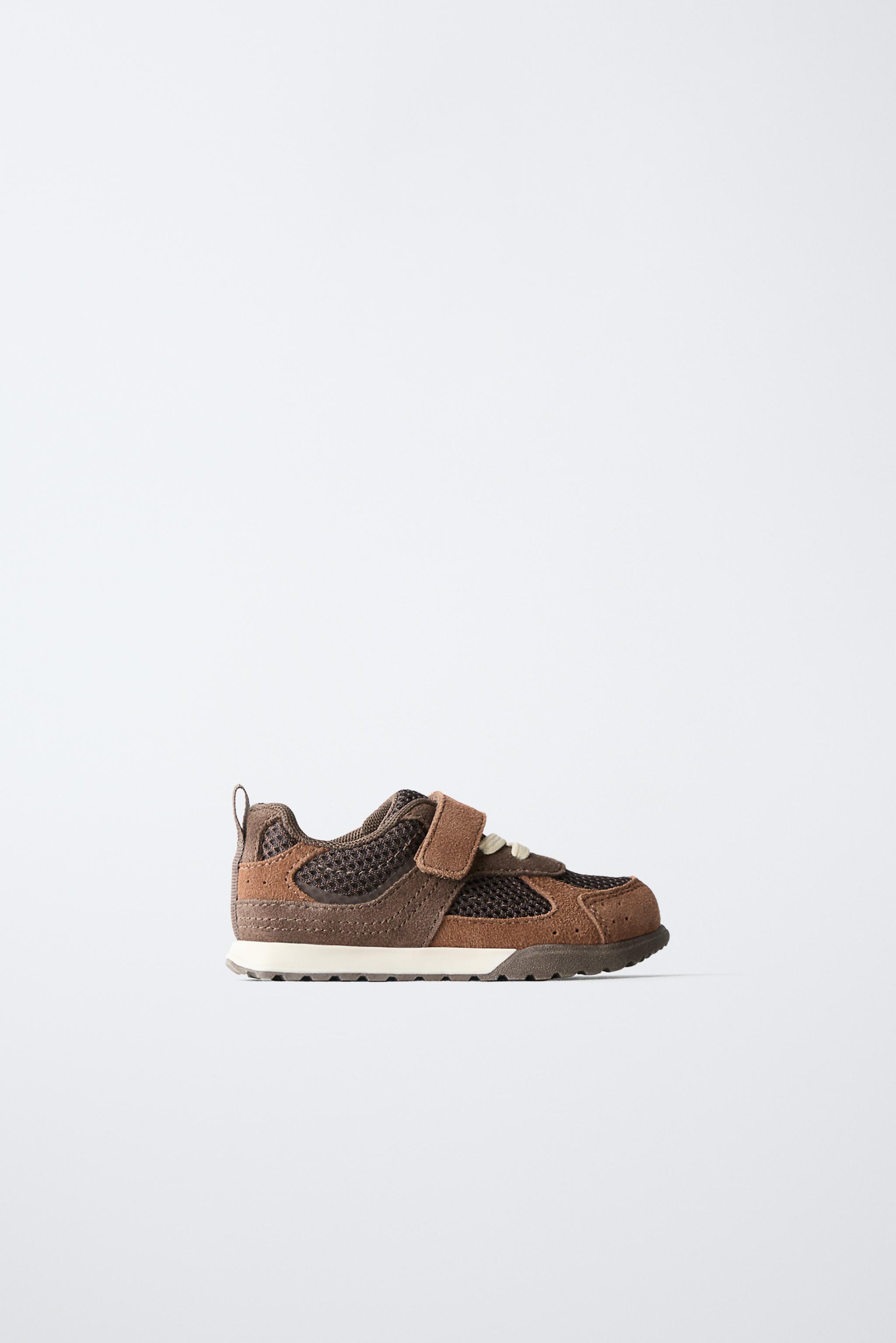 BAREFOOT MULTI-PIECE SNEAKERS