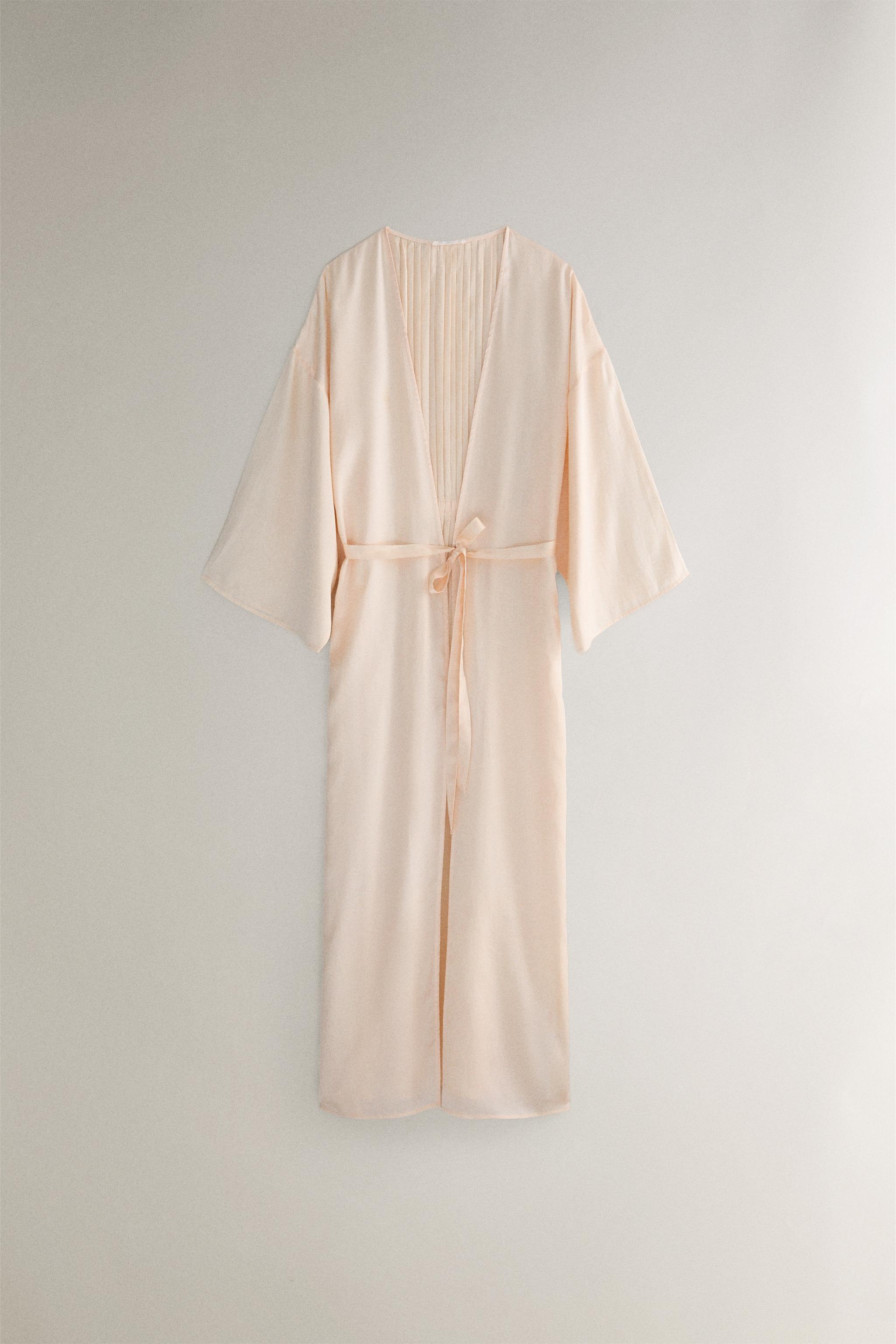 PLEATED SATEEN ROBE