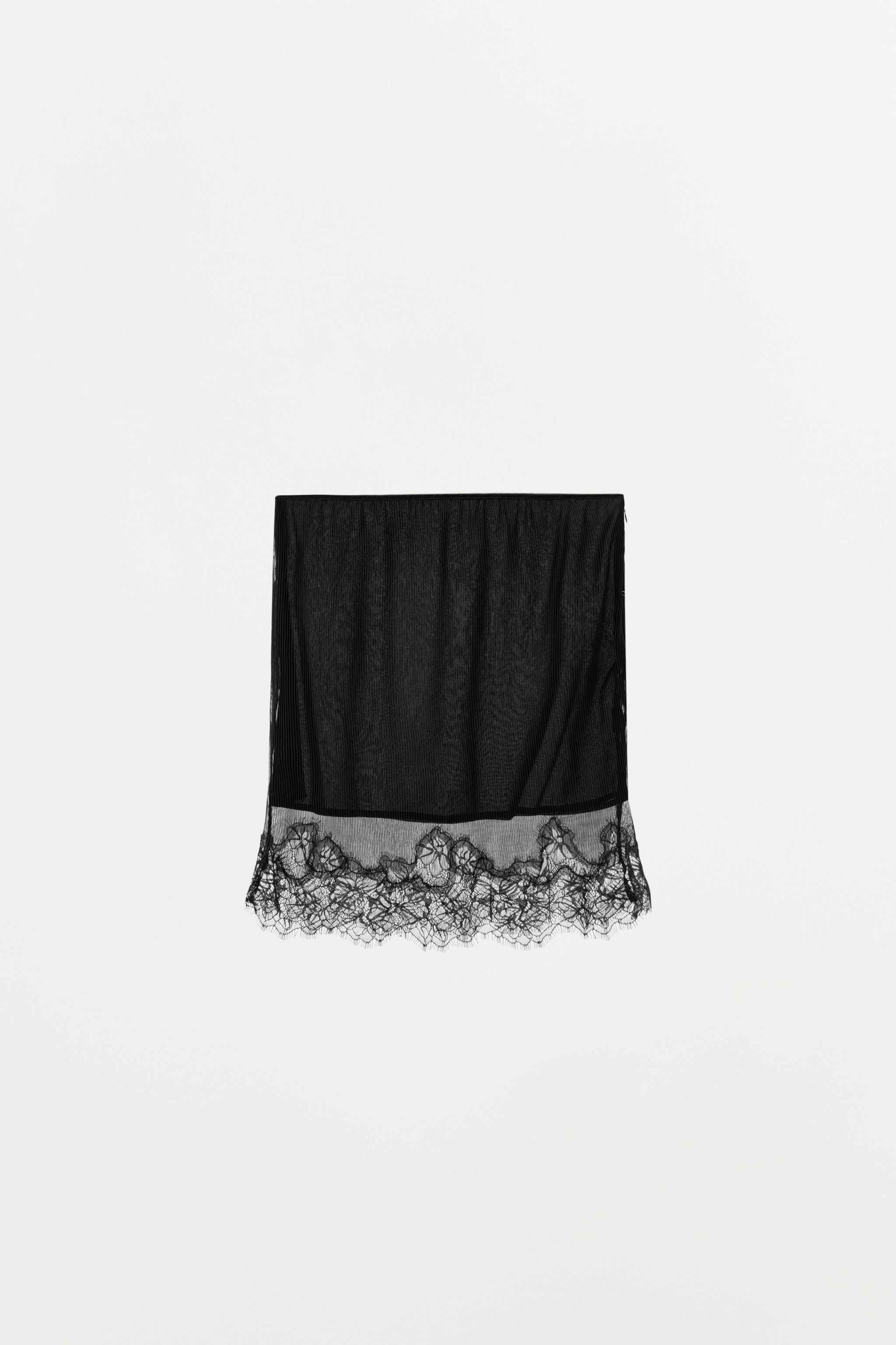 PLEATED LACE SKIRT