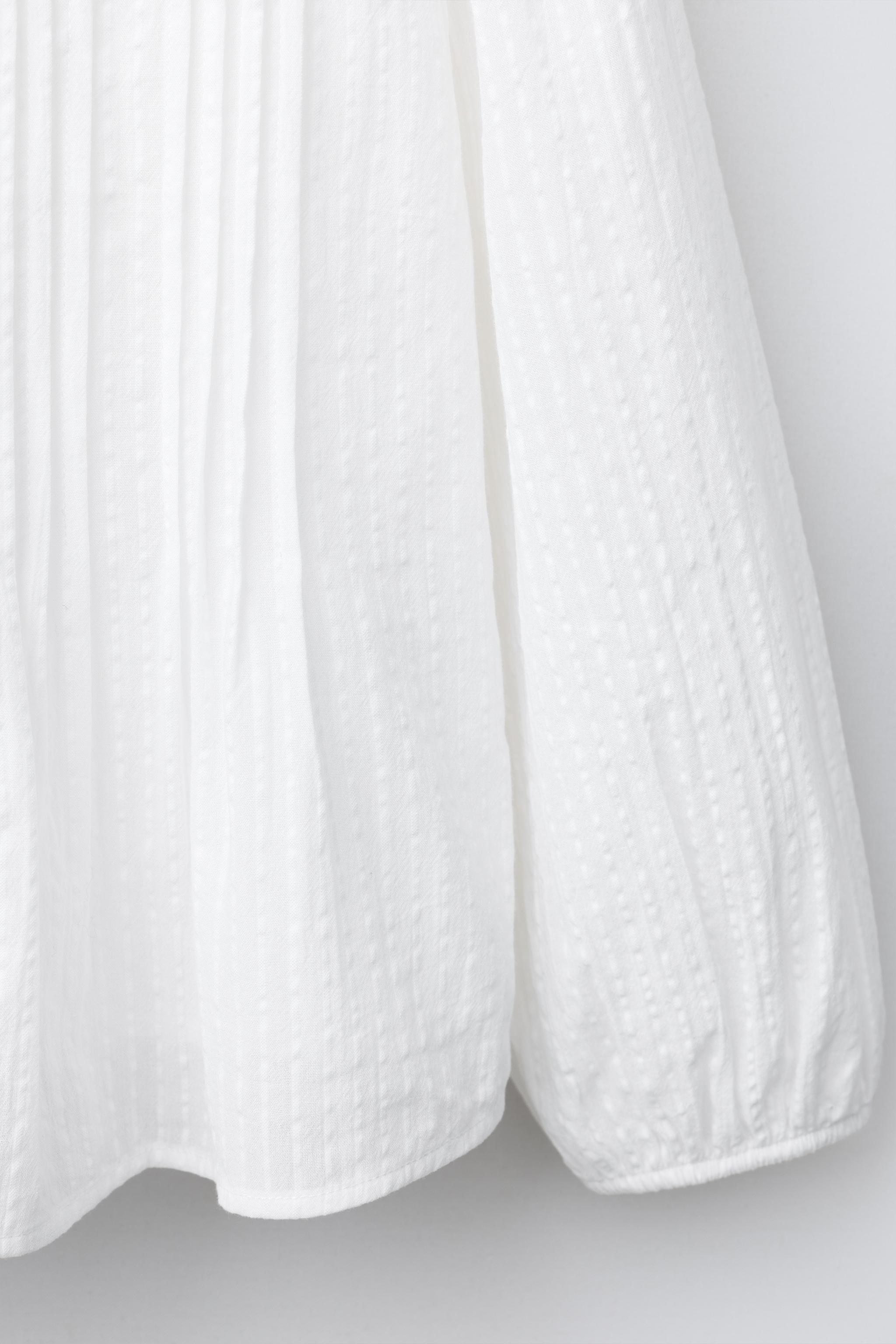 ROMANTIC PINTUCK SHIRT