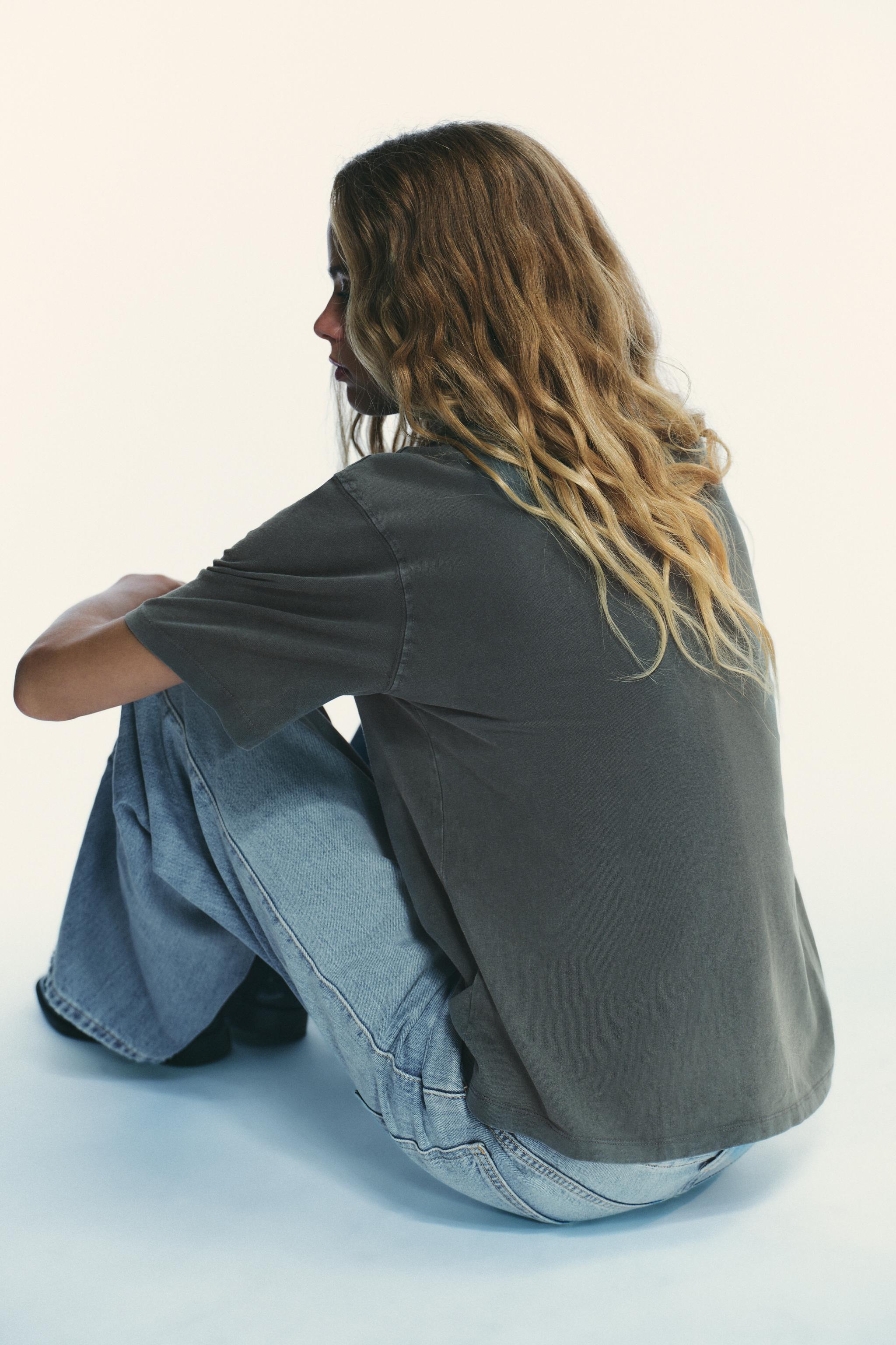 WASHED EFFECT PATCH T-SHIRT