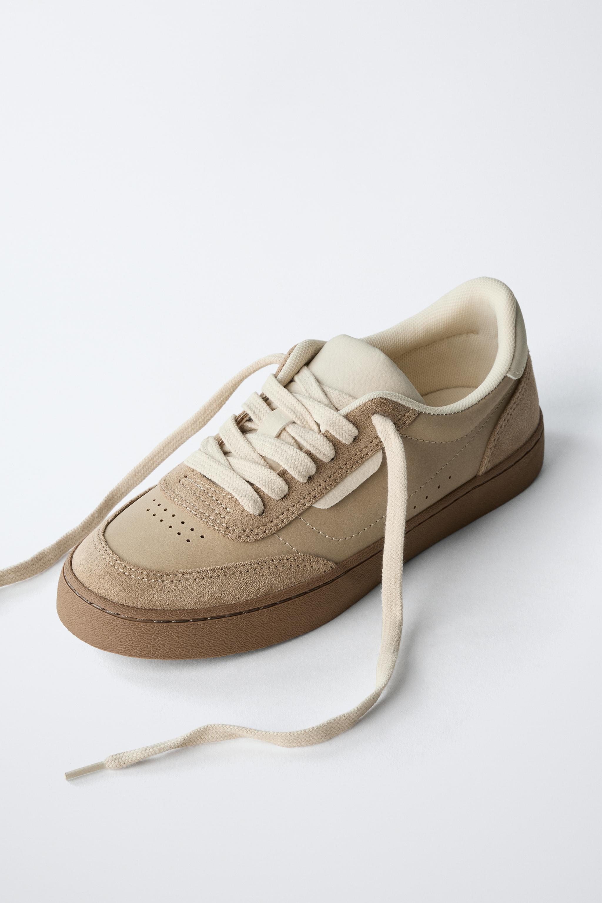 SNEAKERS WITH DETAIL