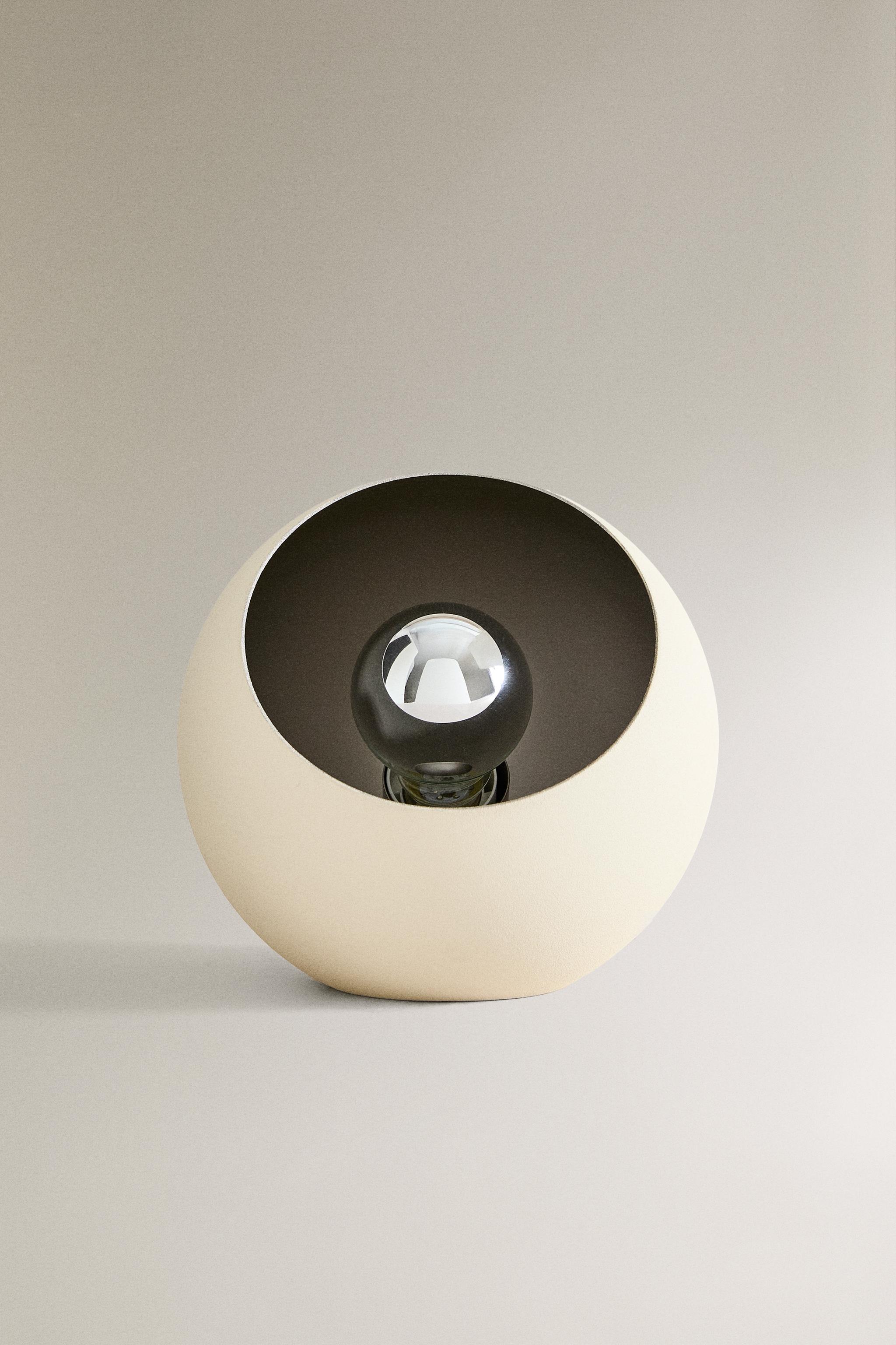 SEMI SPHERE TABLE LAMP