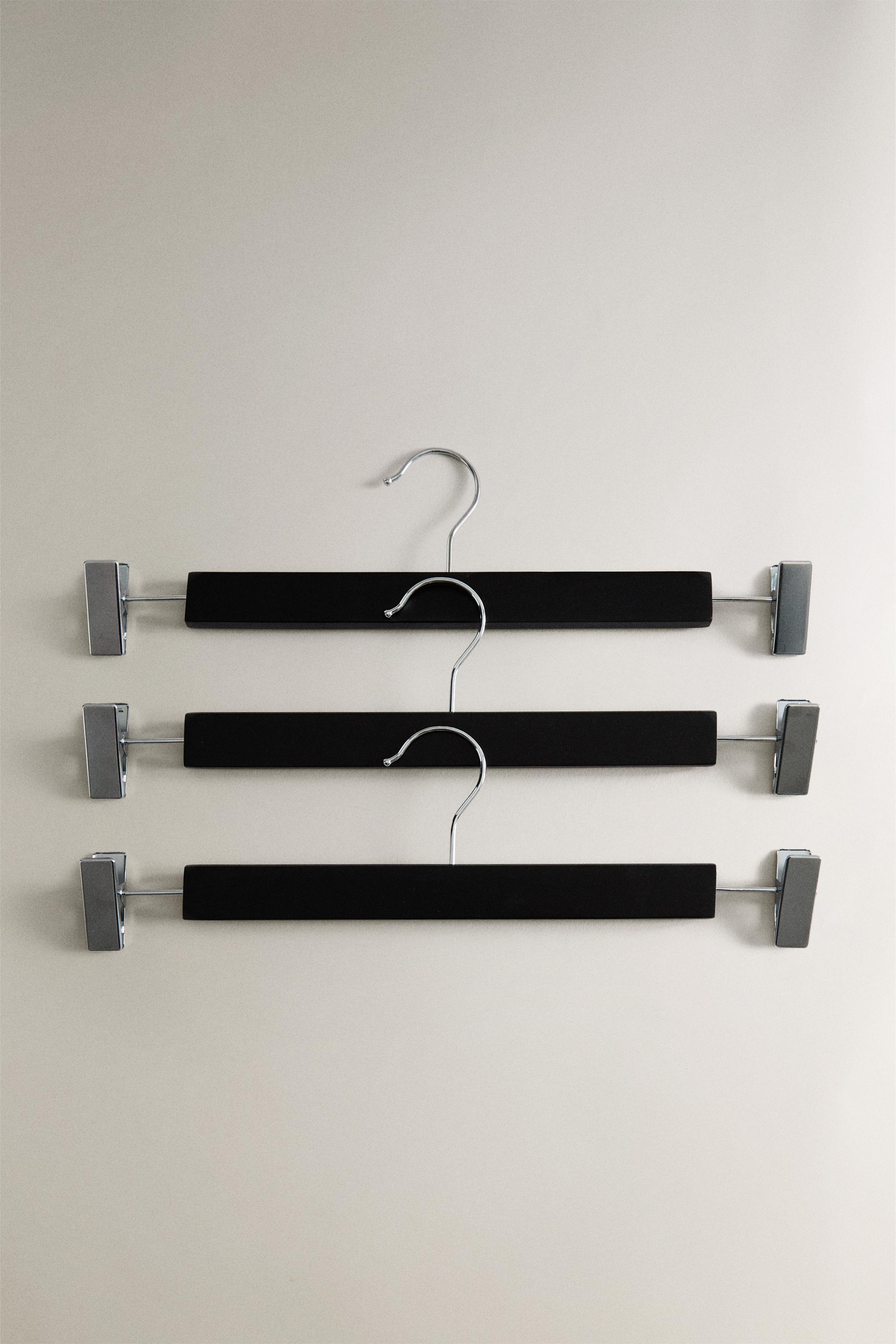 WOODEN SKIRT HANGER (SET OF 3)