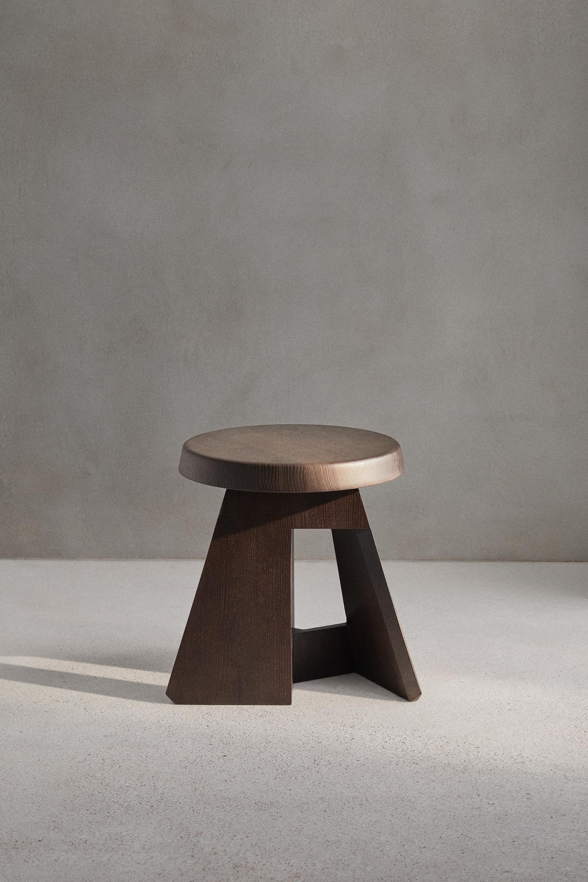 STOOL 03