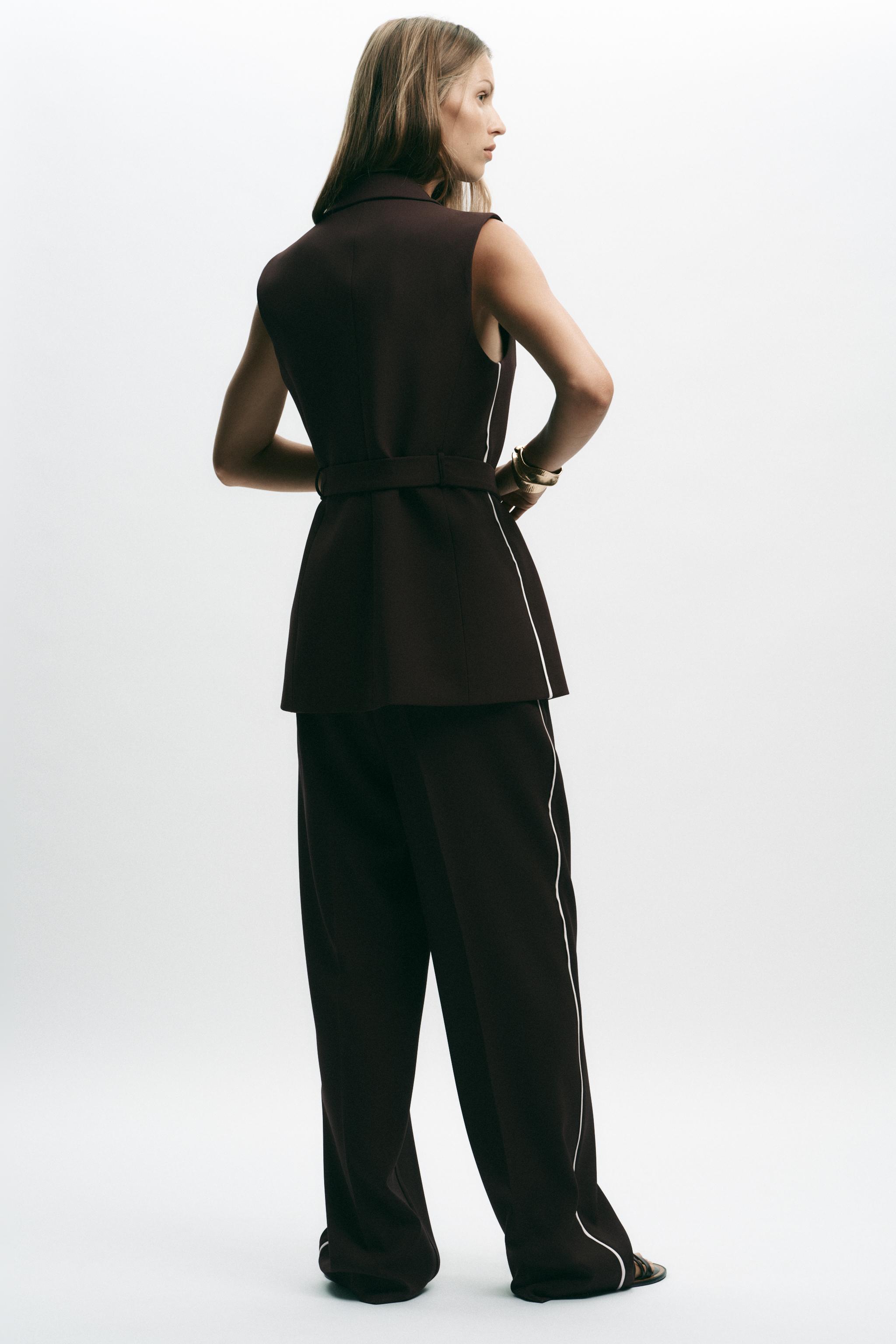 STRAIGHT LEG PANTS WITH SIDE STRIPE