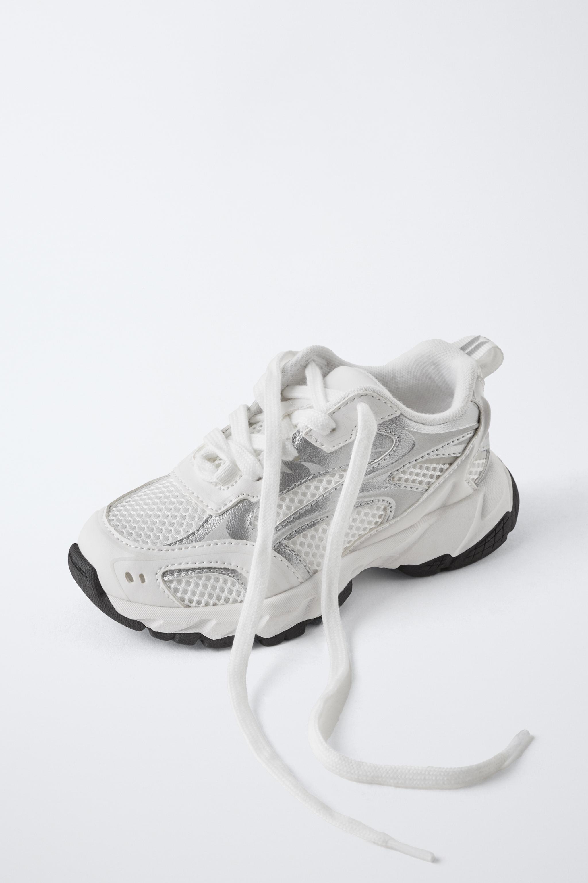 MESH SNEAKERS