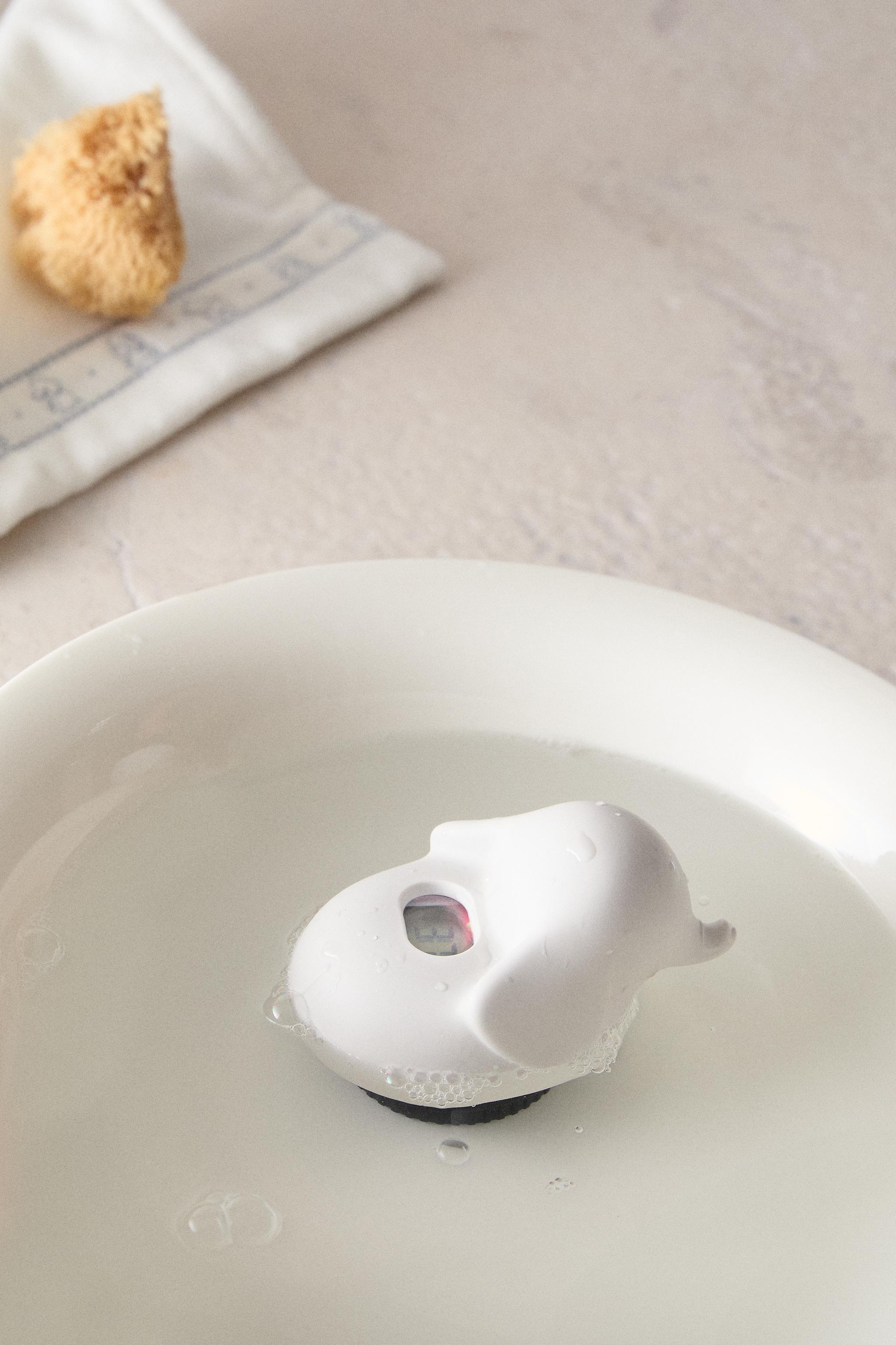 ELEPHANT AQUATIC THERMOMETER