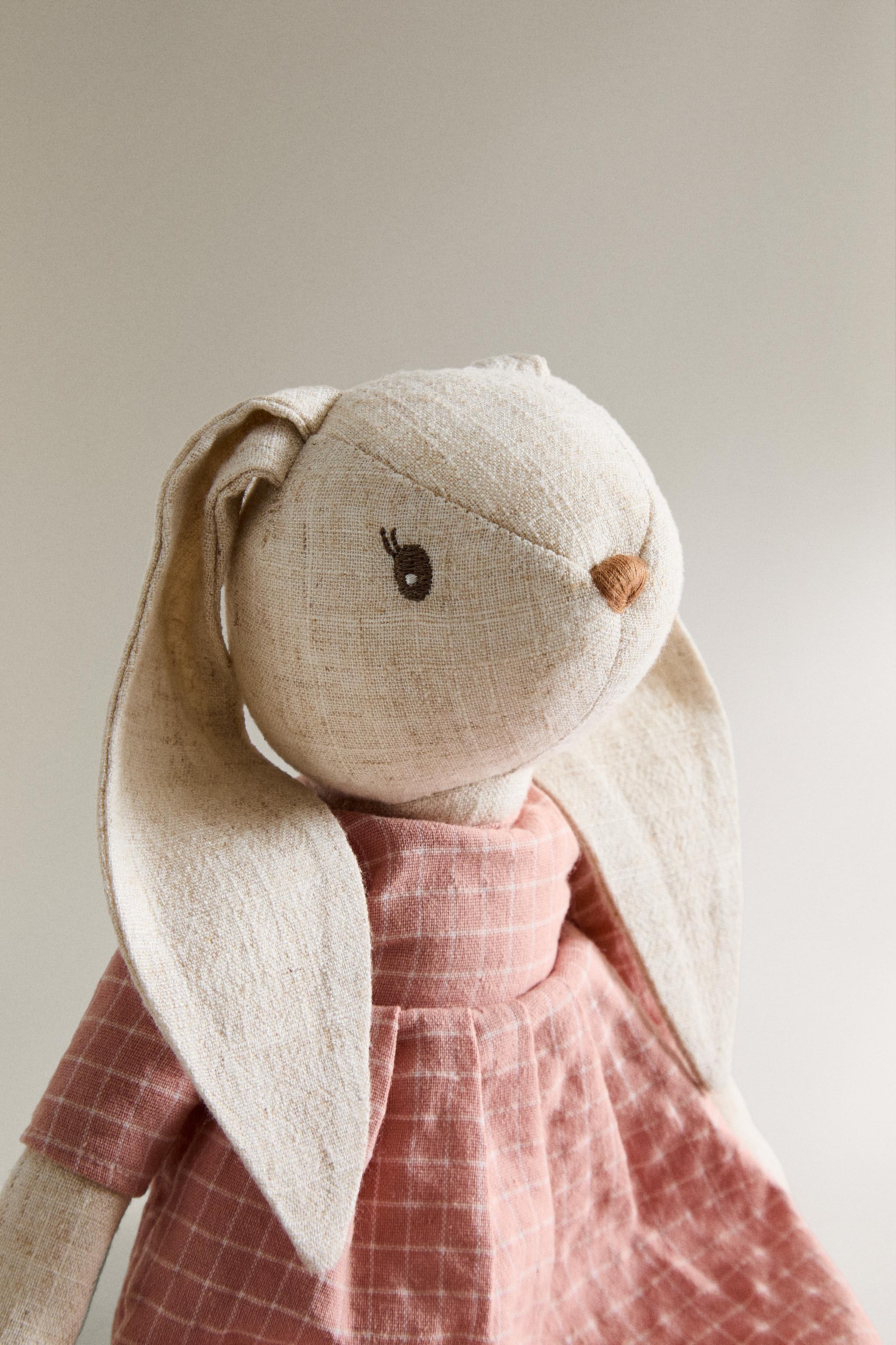CHILDREN'S BUNNY PLUSH TOY