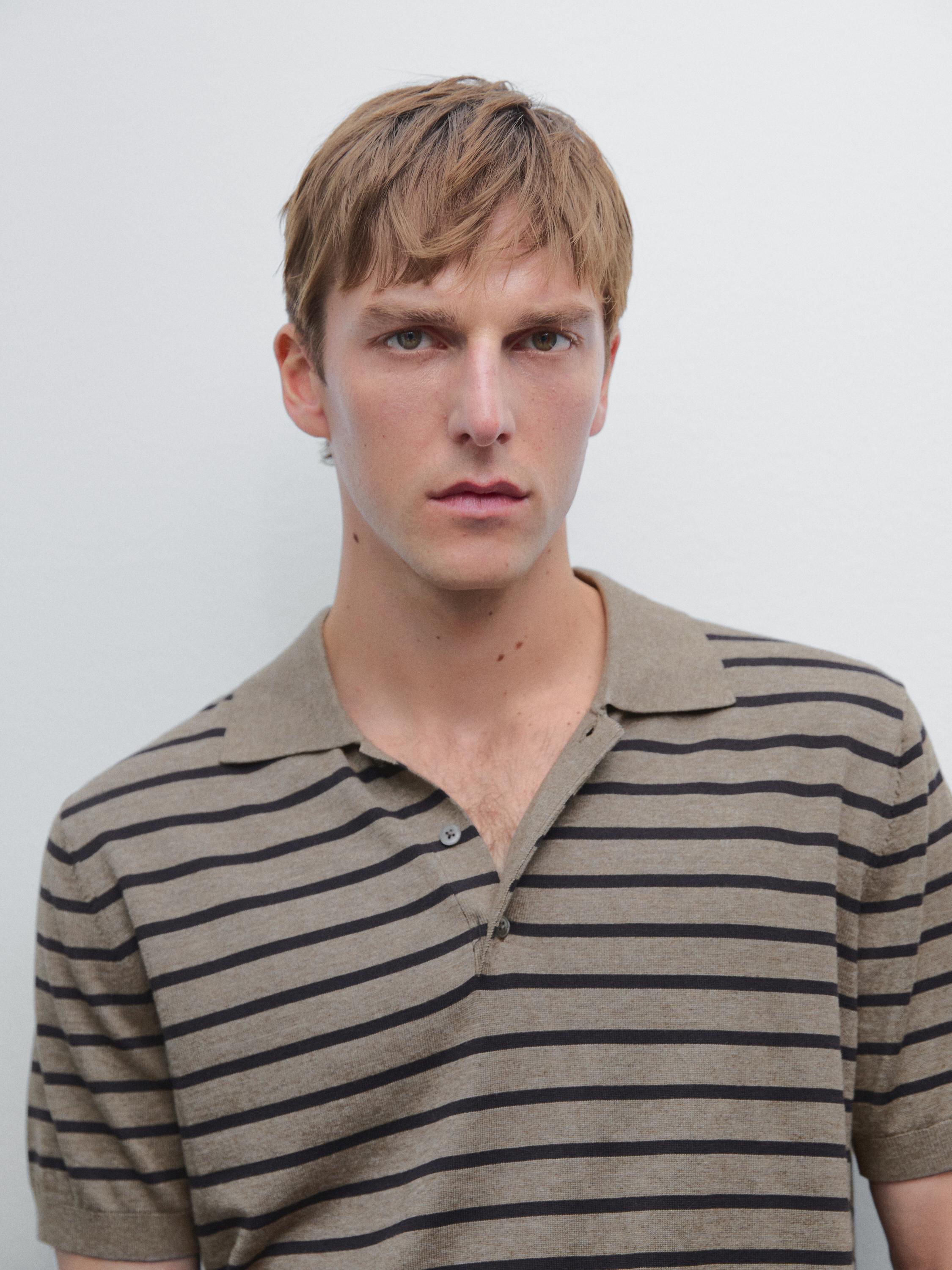 Short sleeve striped knit polo shirt