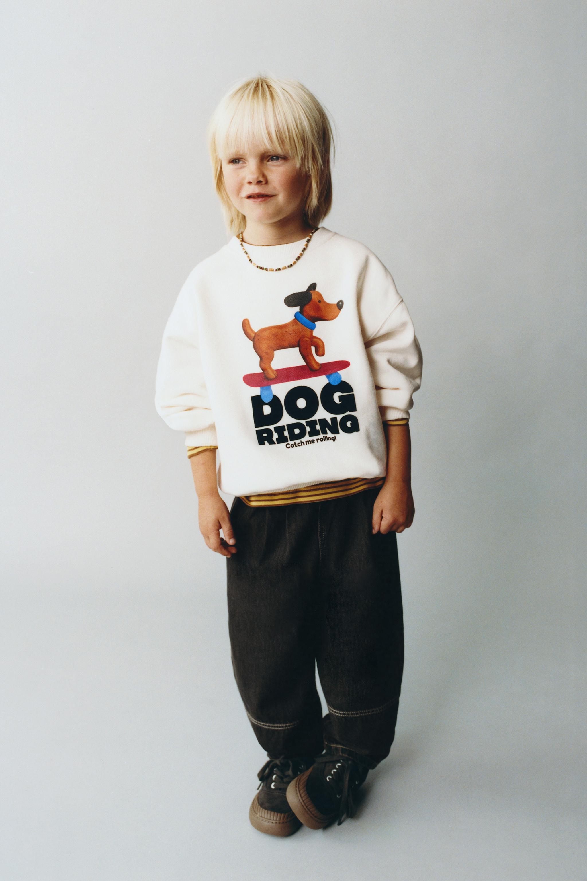 DOG AND FLOCKED TEXT PRINT SWEATSHIRT