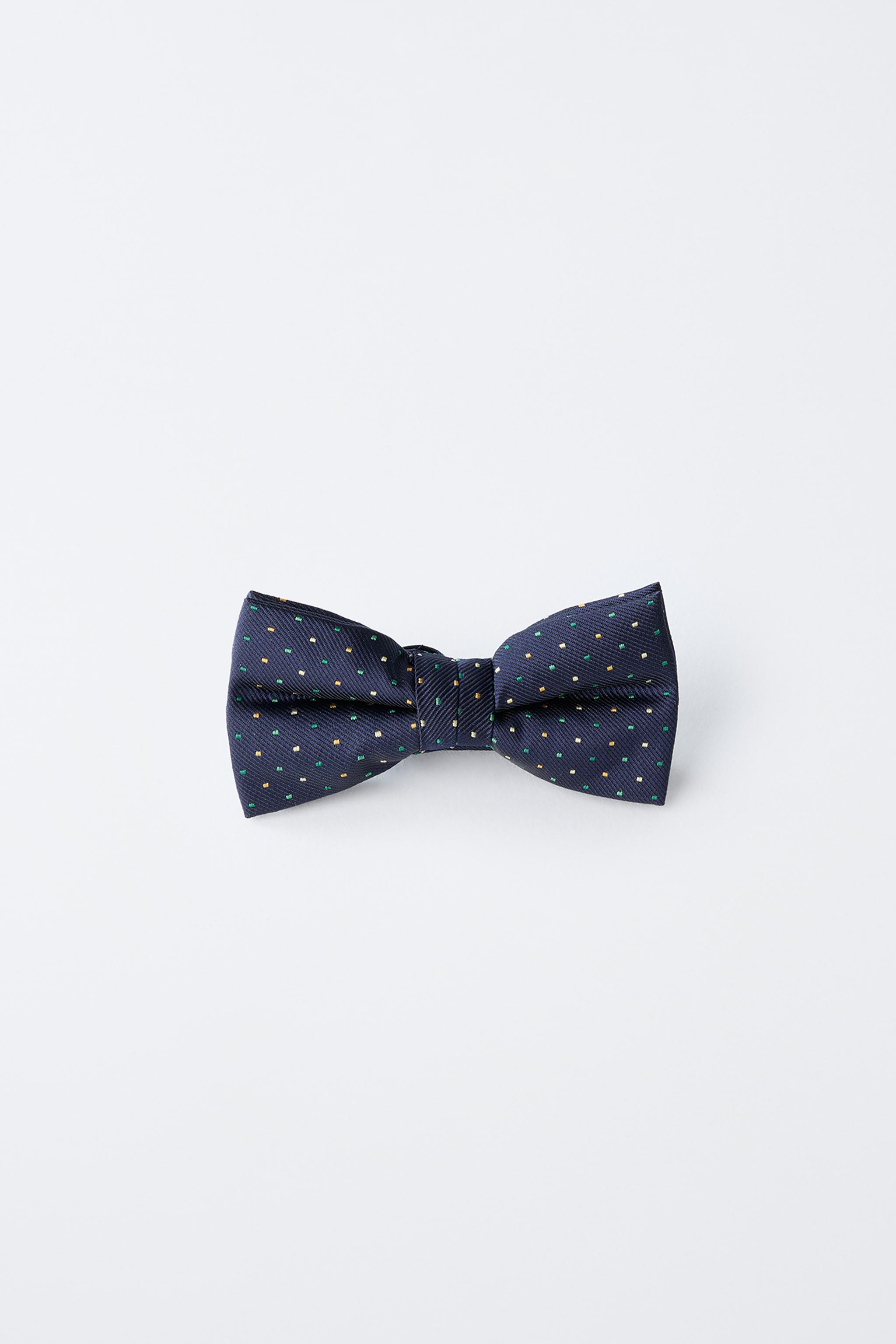 POLKA DOT PRINT BOW TIE