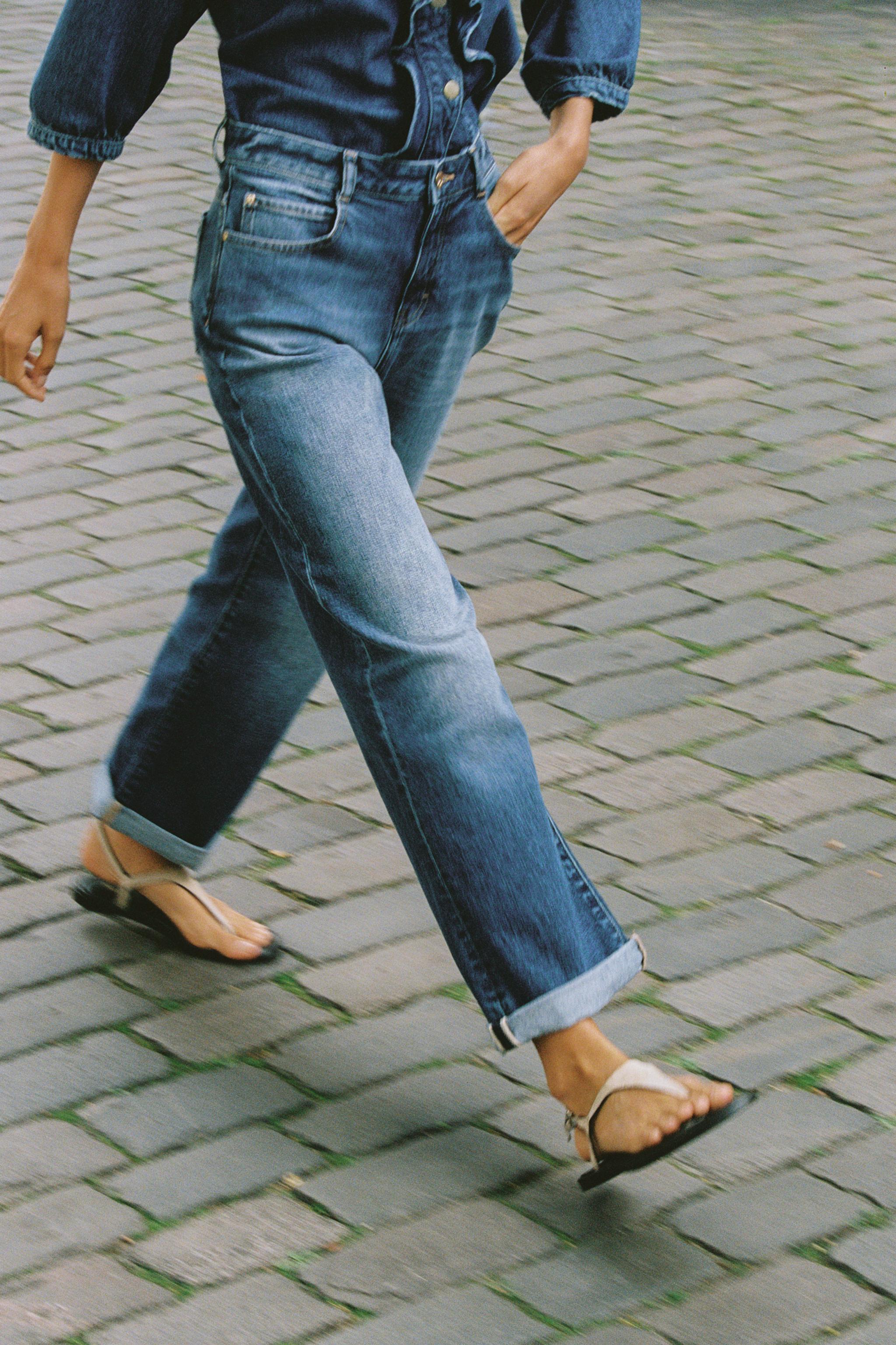 Z.07 RELAXED FIT HI-RISE CUFFED JEANS