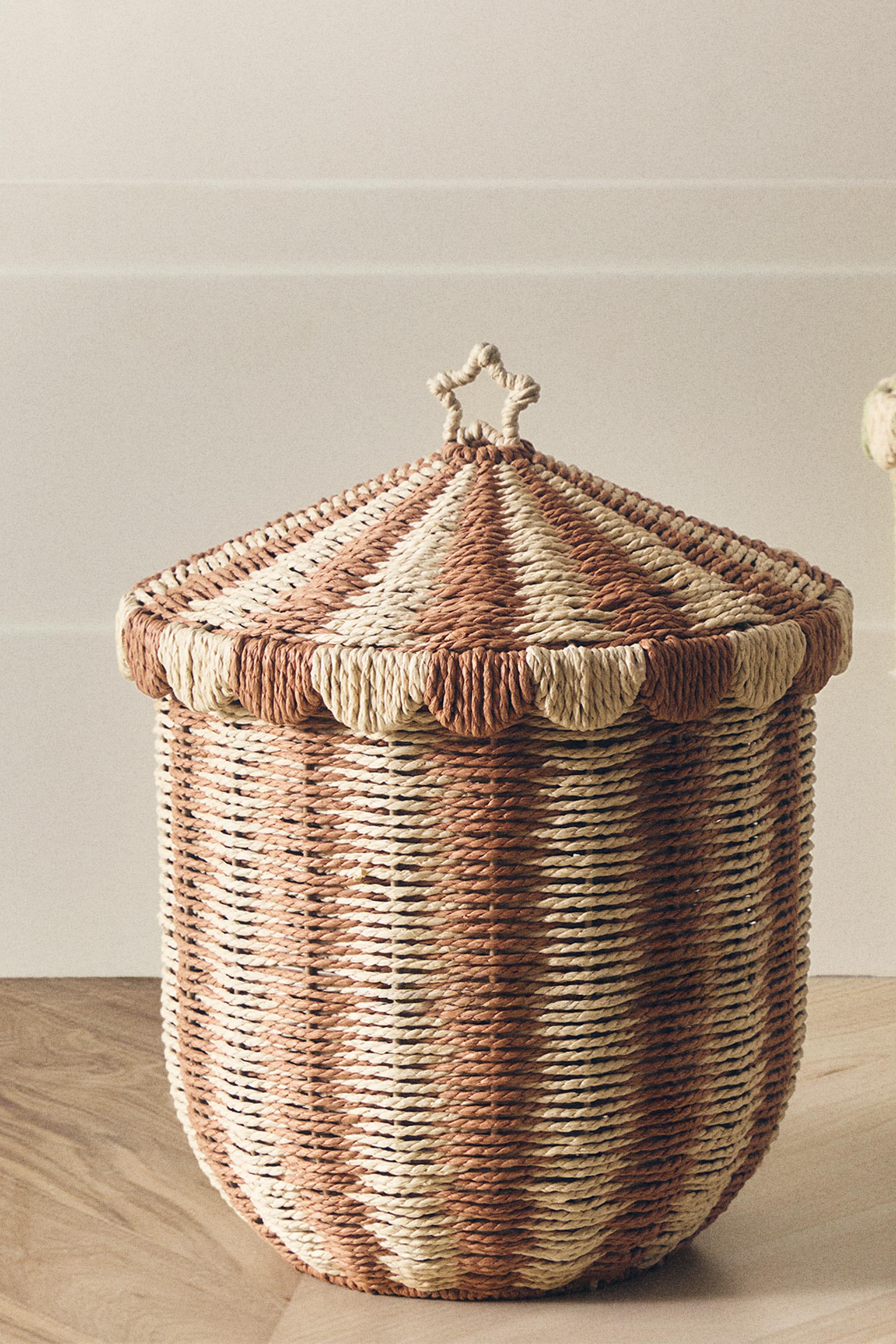 CHILDREN’S CIRCUS PAPER HAMPER