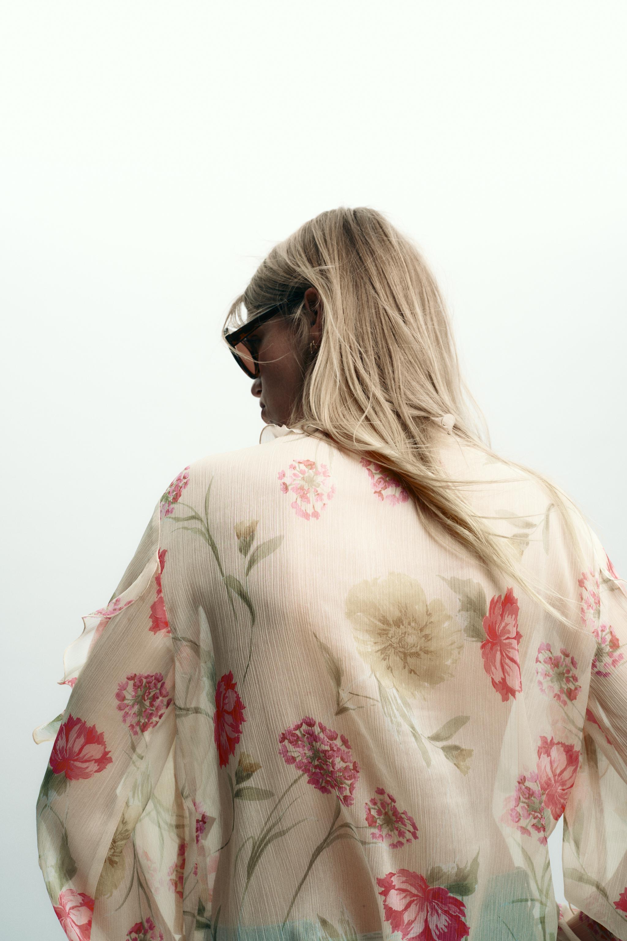 FLORAL PRINT SEMI-SHEER SHIRT