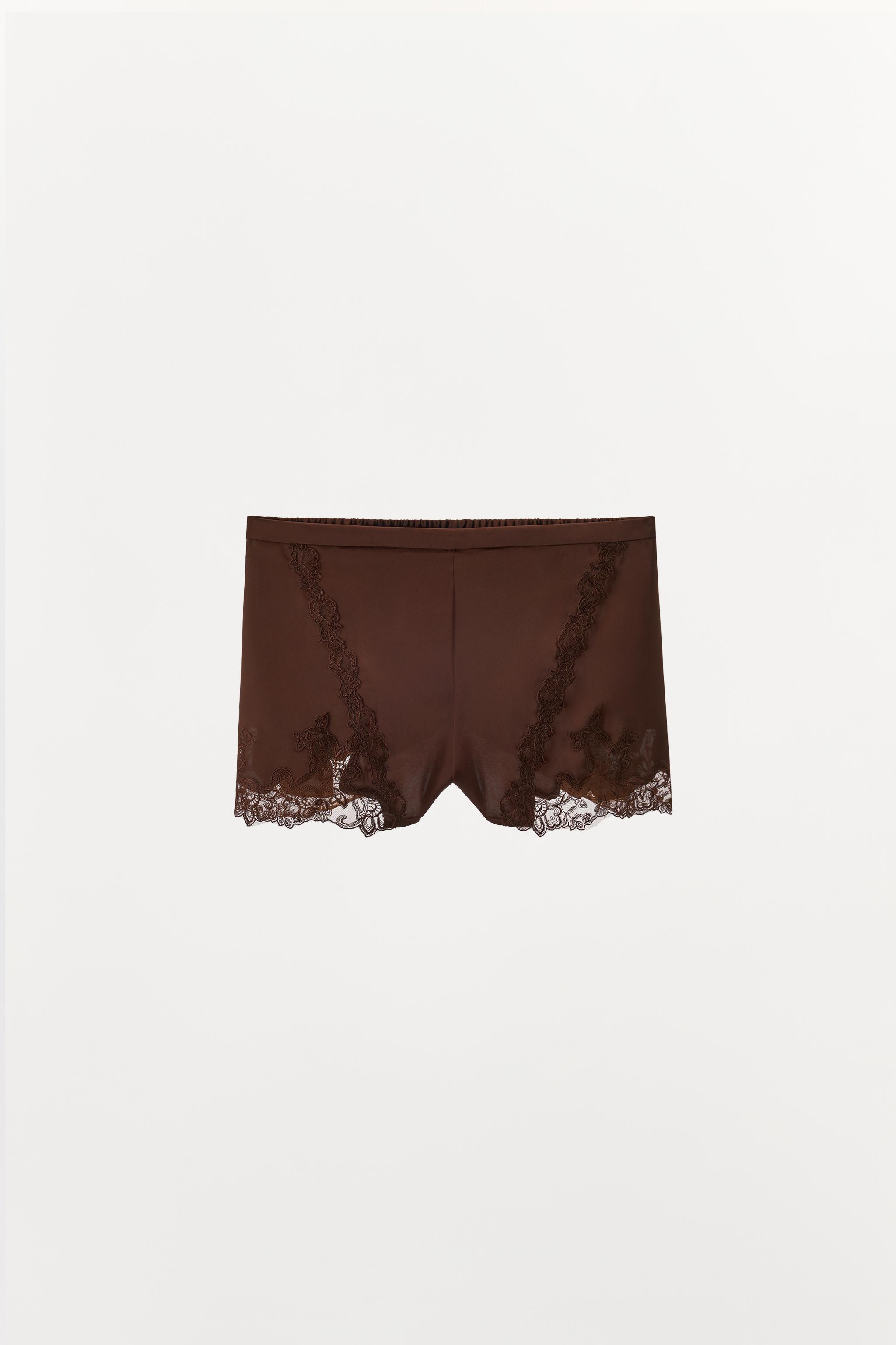 SATIN EFFECT EMBROIDERED LACE SHORTS