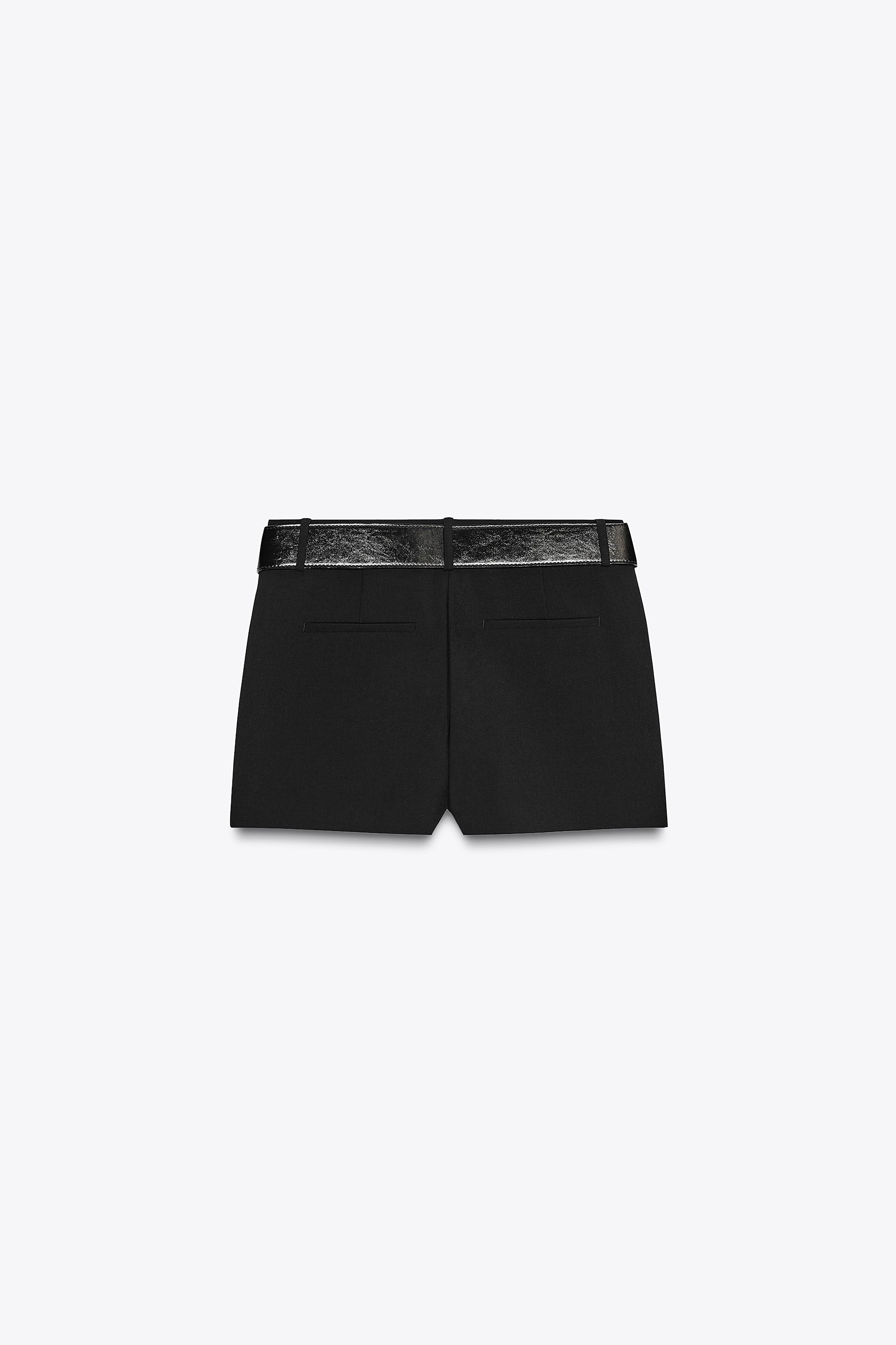 LOW-RISE BELTED SKORT