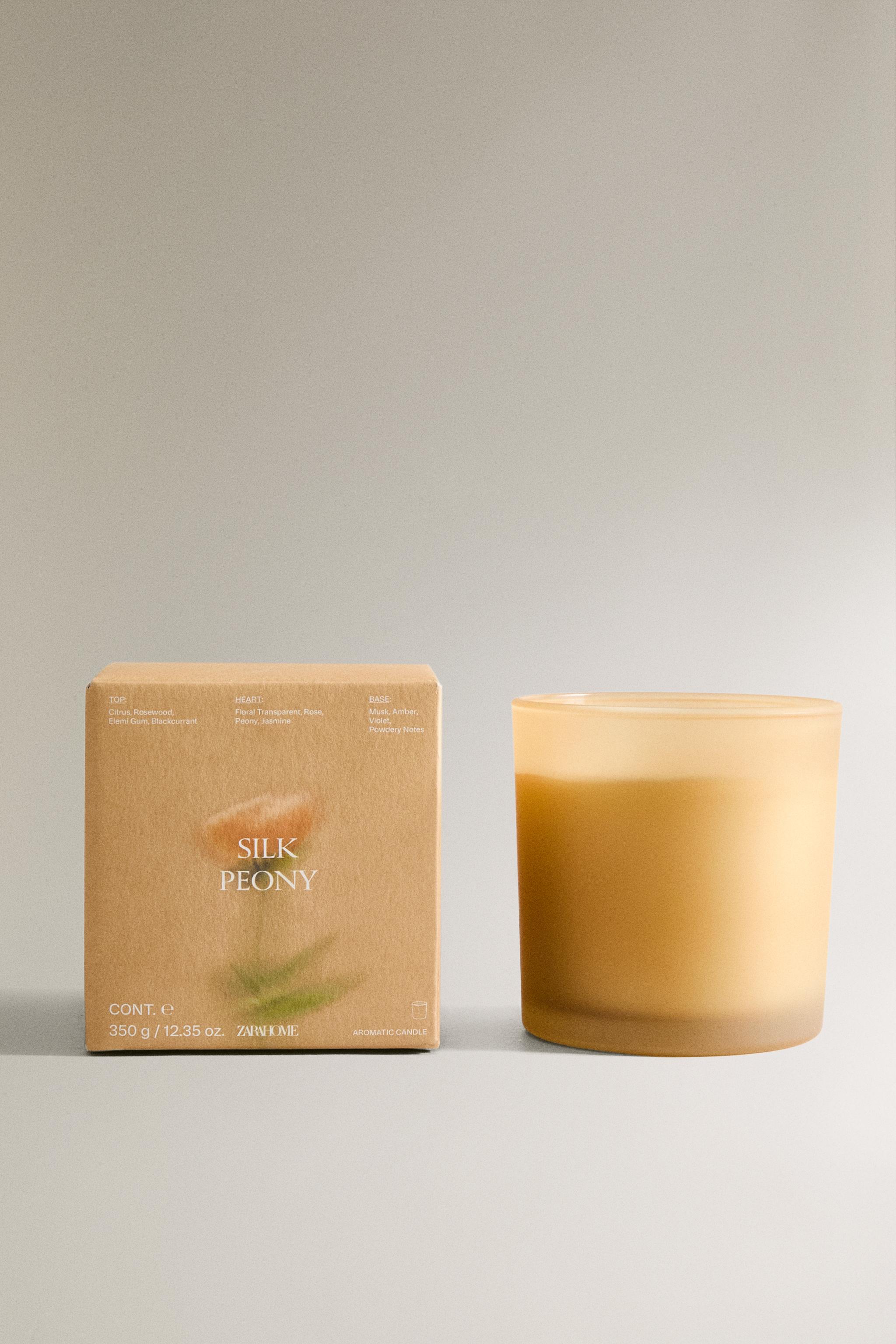 (350 G) SILK PEONY SCENTED CANDLE