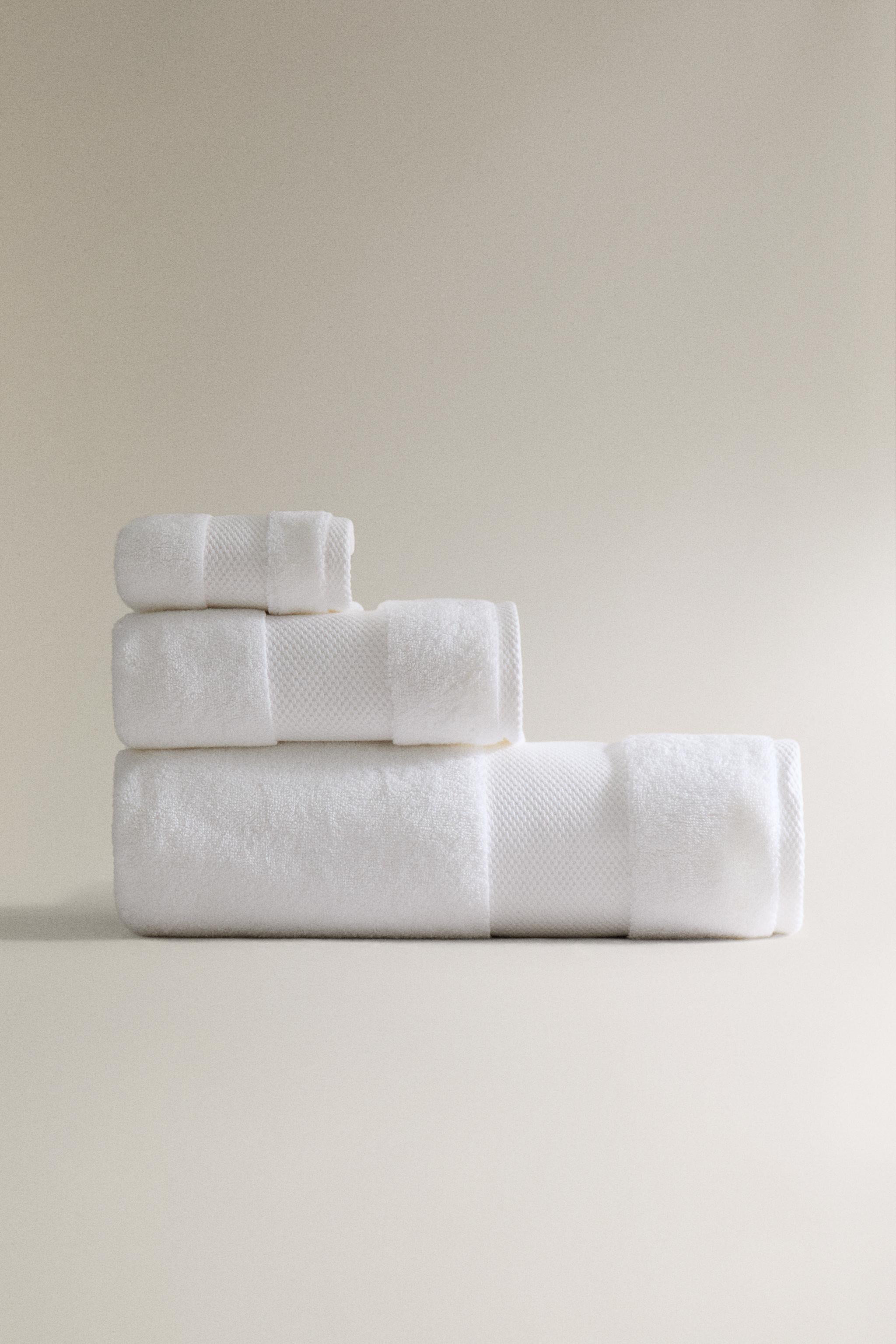EXTRA SOFT BATH TOWEL (800 GXM²)