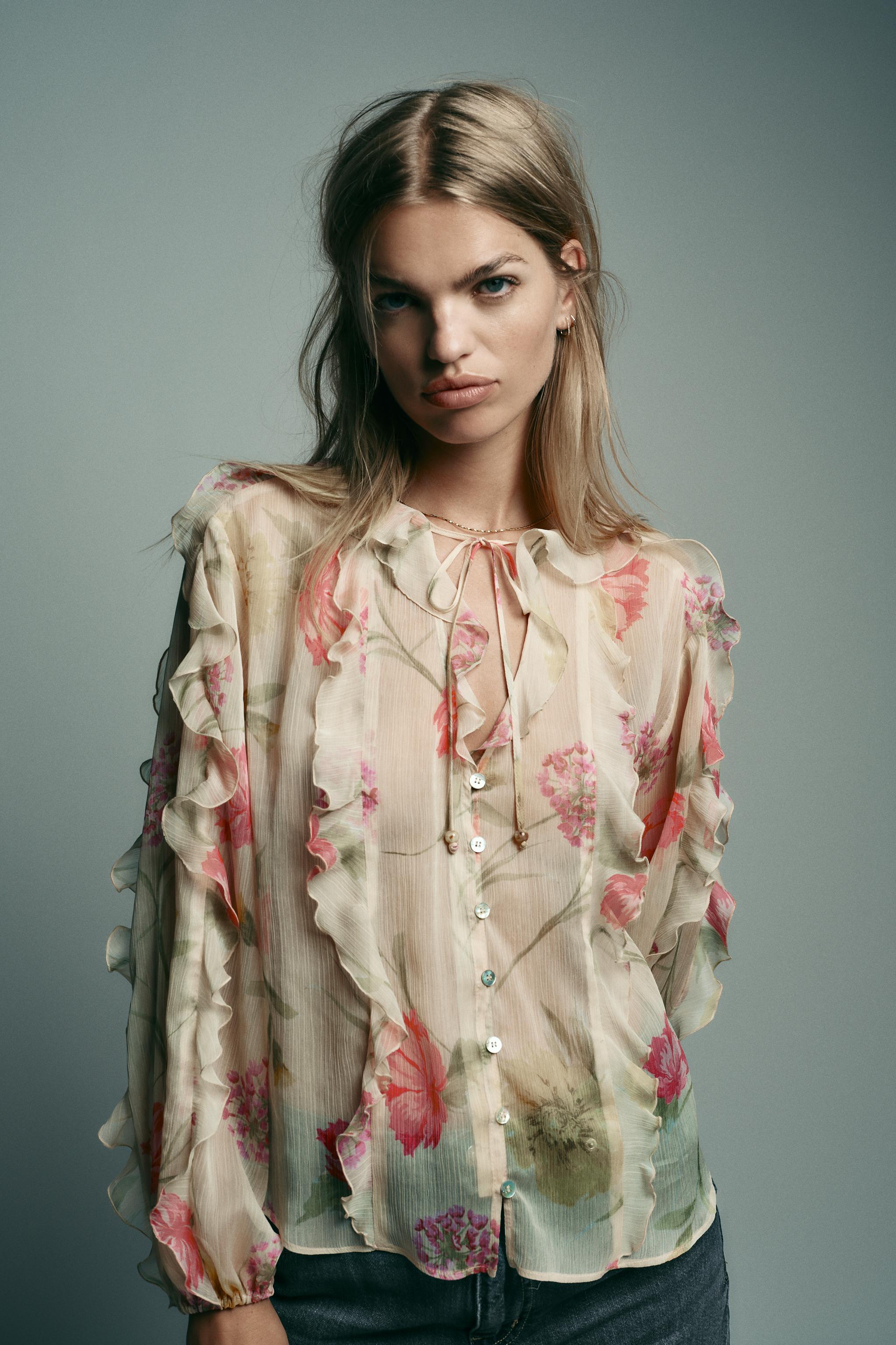 FLORAL PRINT SEMI-SHEER SHIRT