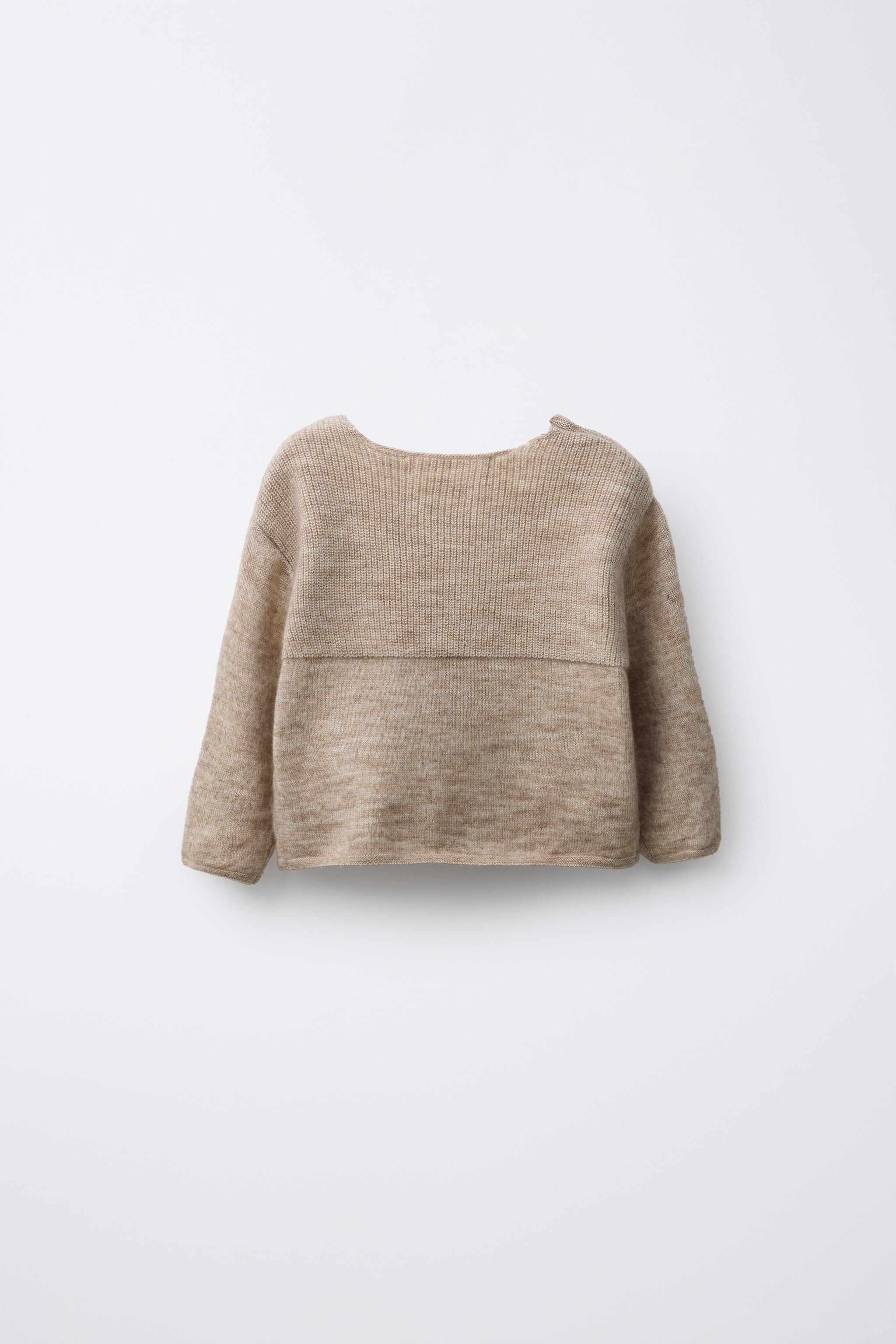 WOOL AND CASHMERE BLEND SWEATER