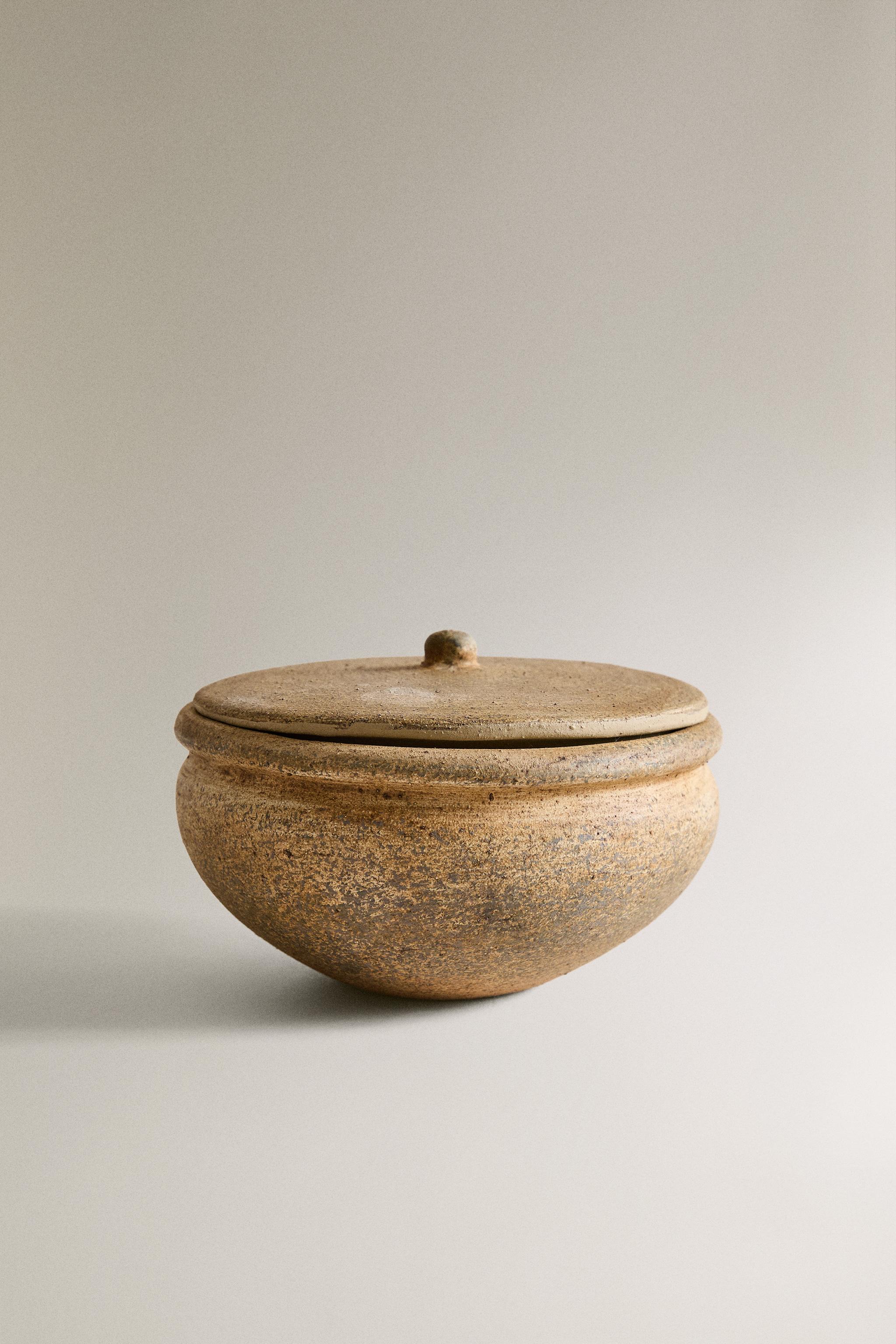 (220 GR) INCENSE LEATHER SCENTED CANDLE