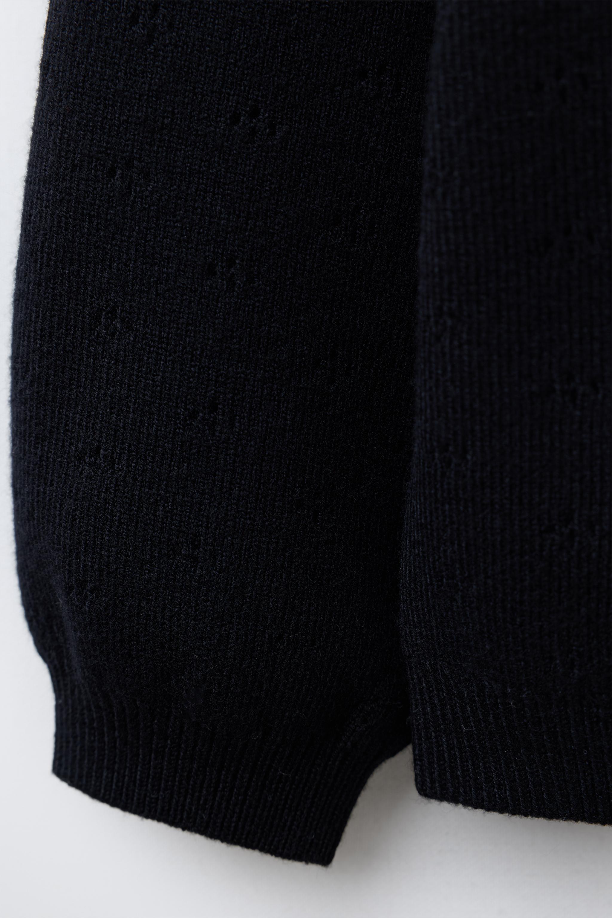 FLORAL EMBROIDERED KNIT SWEATER