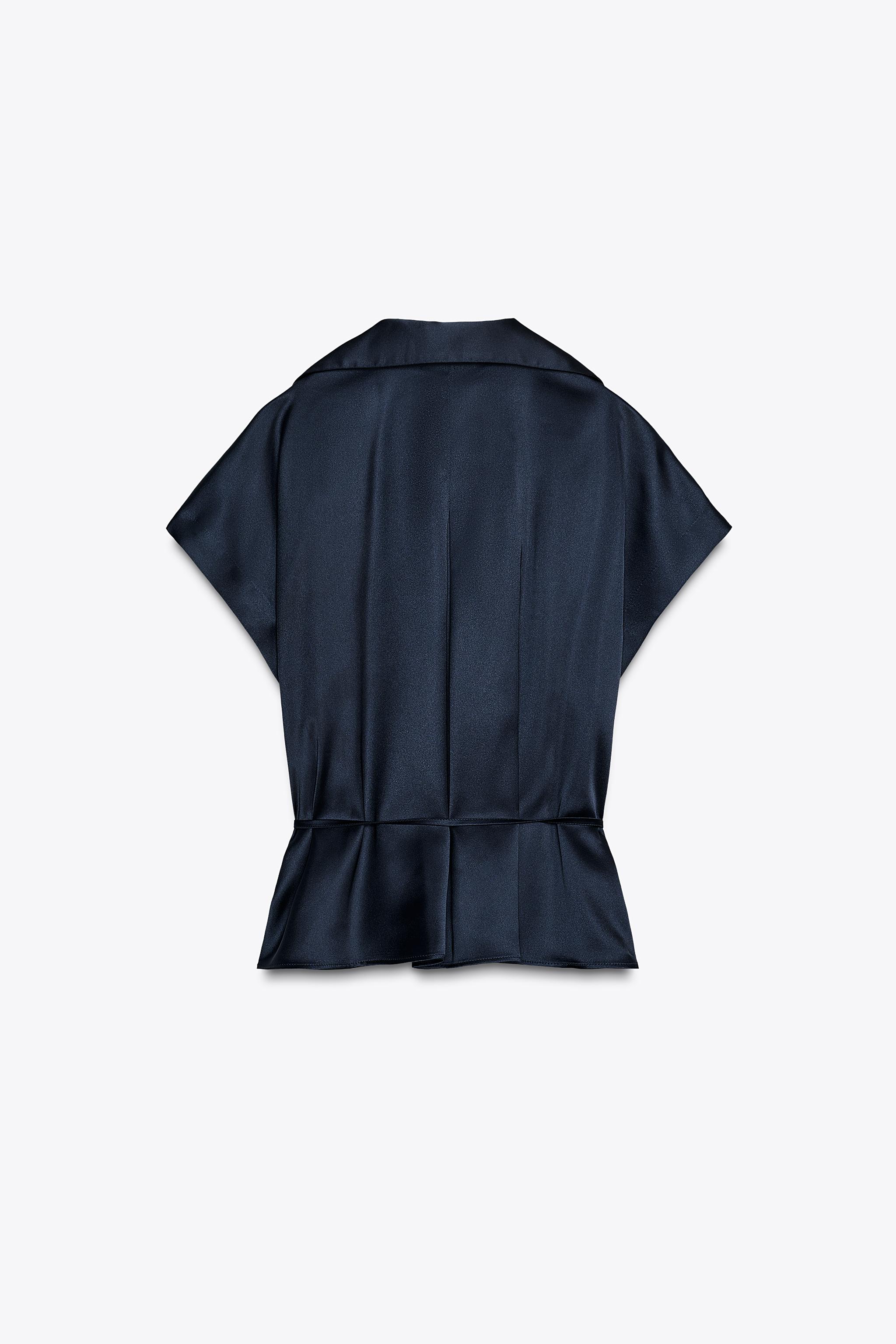 BELTED SATIN EFFECT SHIRT