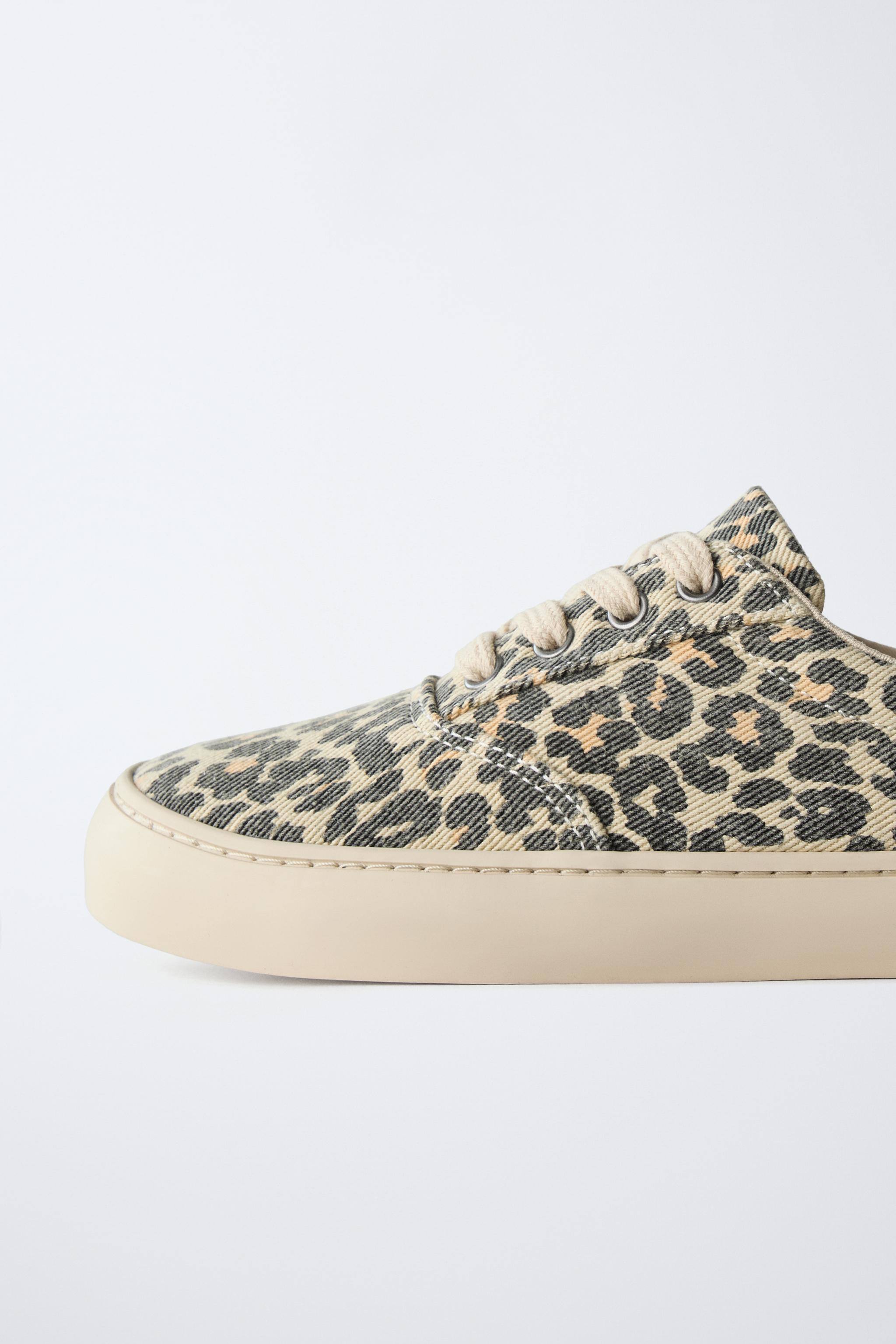 ANIMAL PRINT SNEAKERS