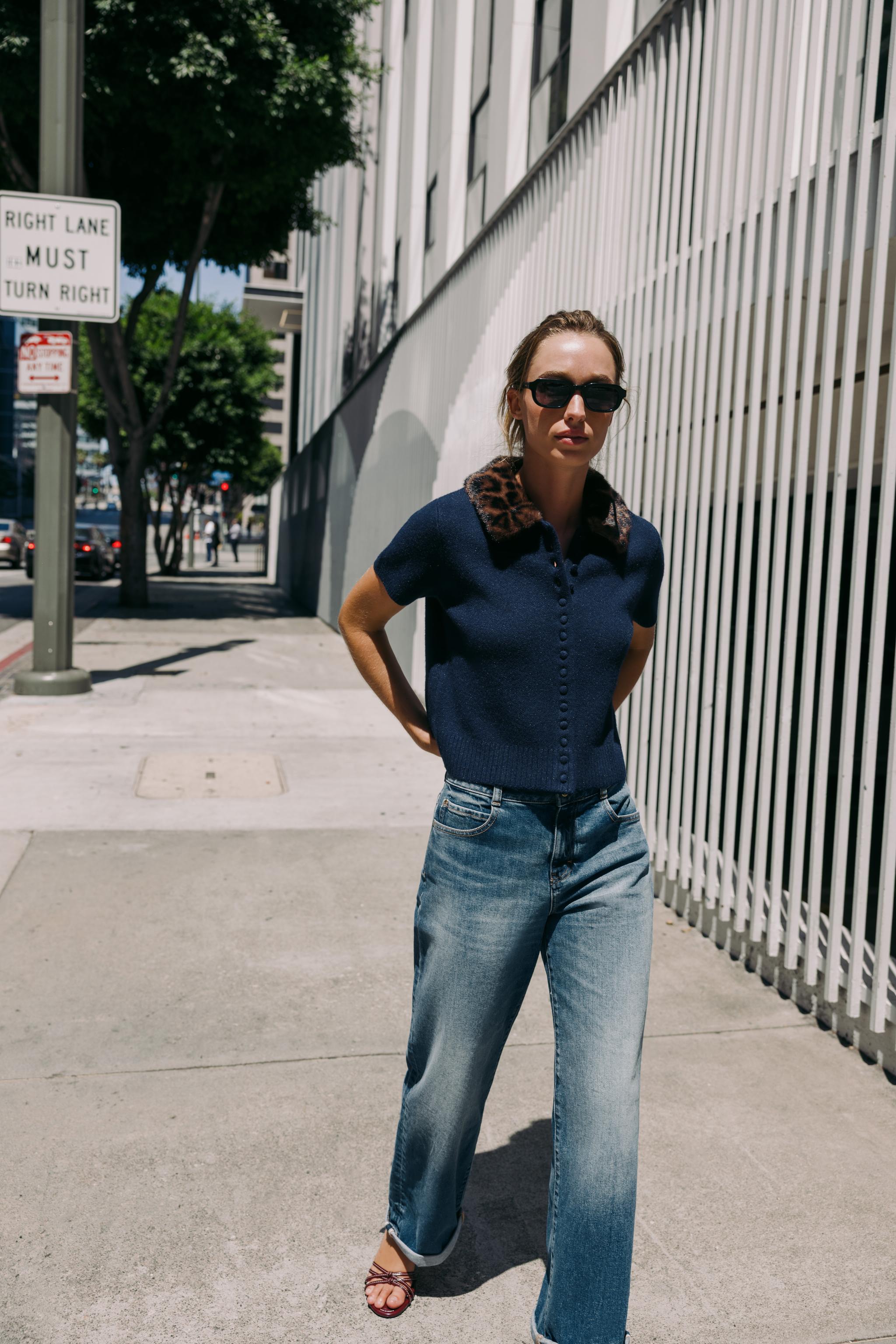 ANIMAL PRINT COLLAR CARDIGAN