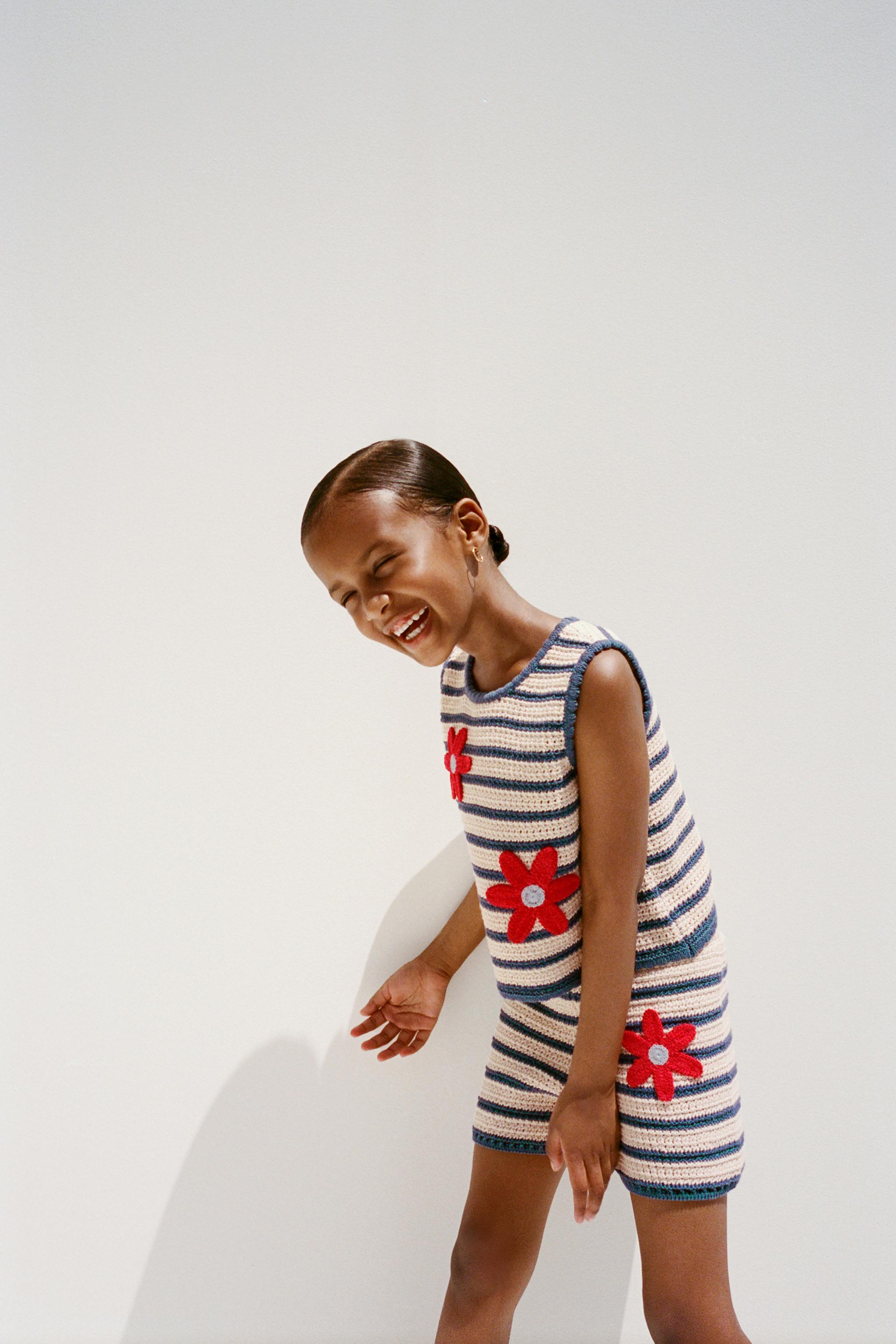 STRIPED FLORAL KNIT TOP