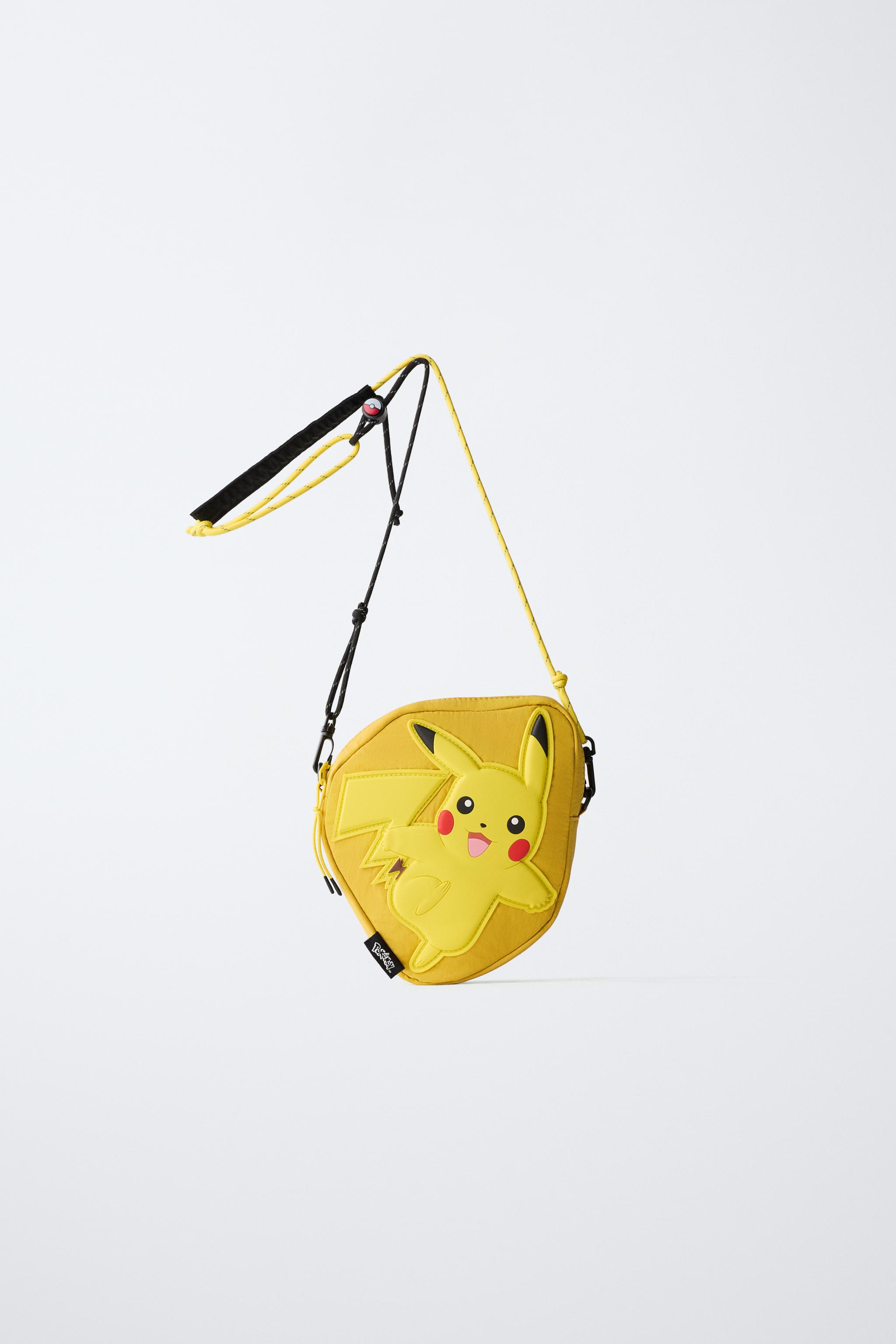 PIKACHU POKÉMON ™ CROSSBODY BAG