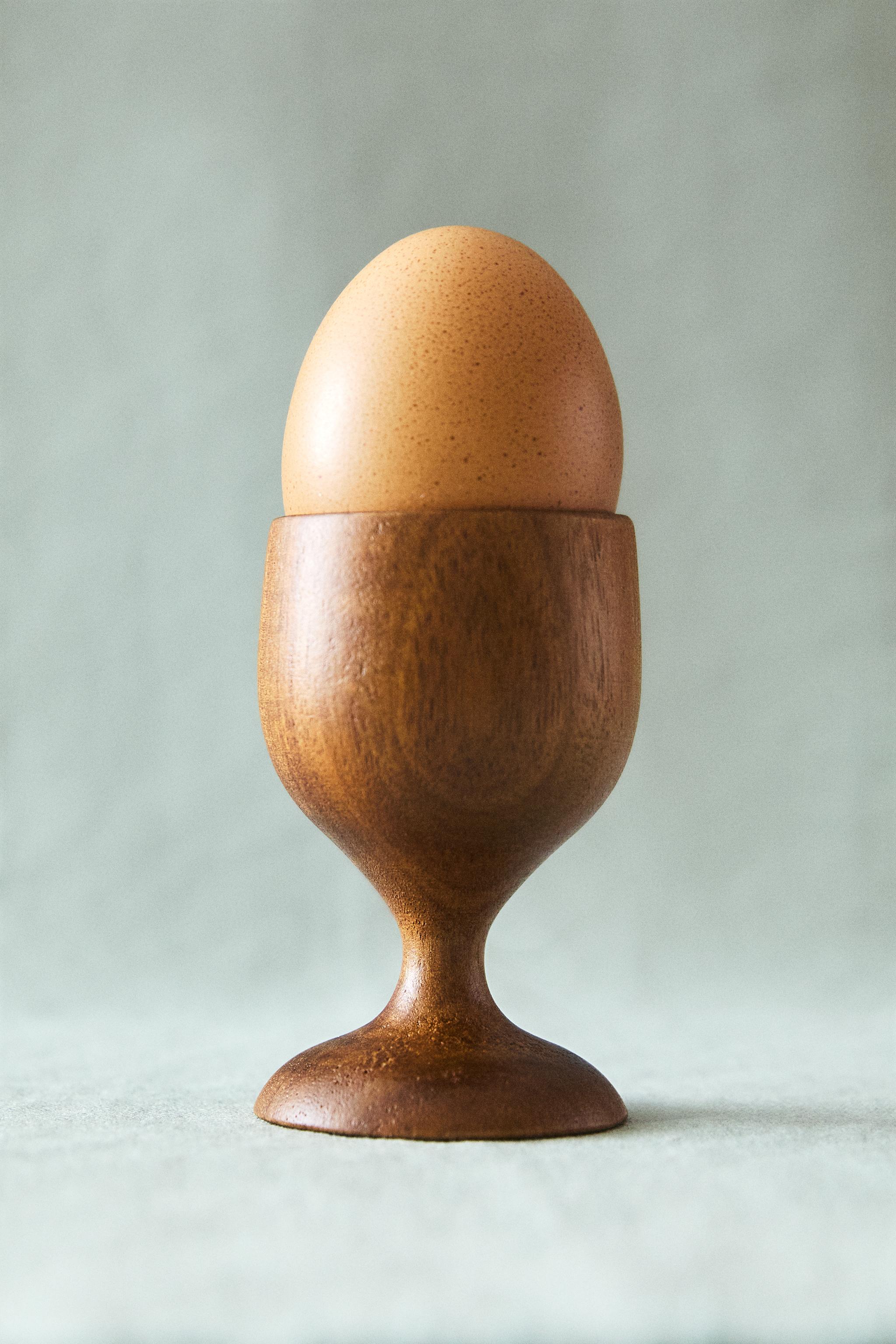 WOODEN EGG CUP