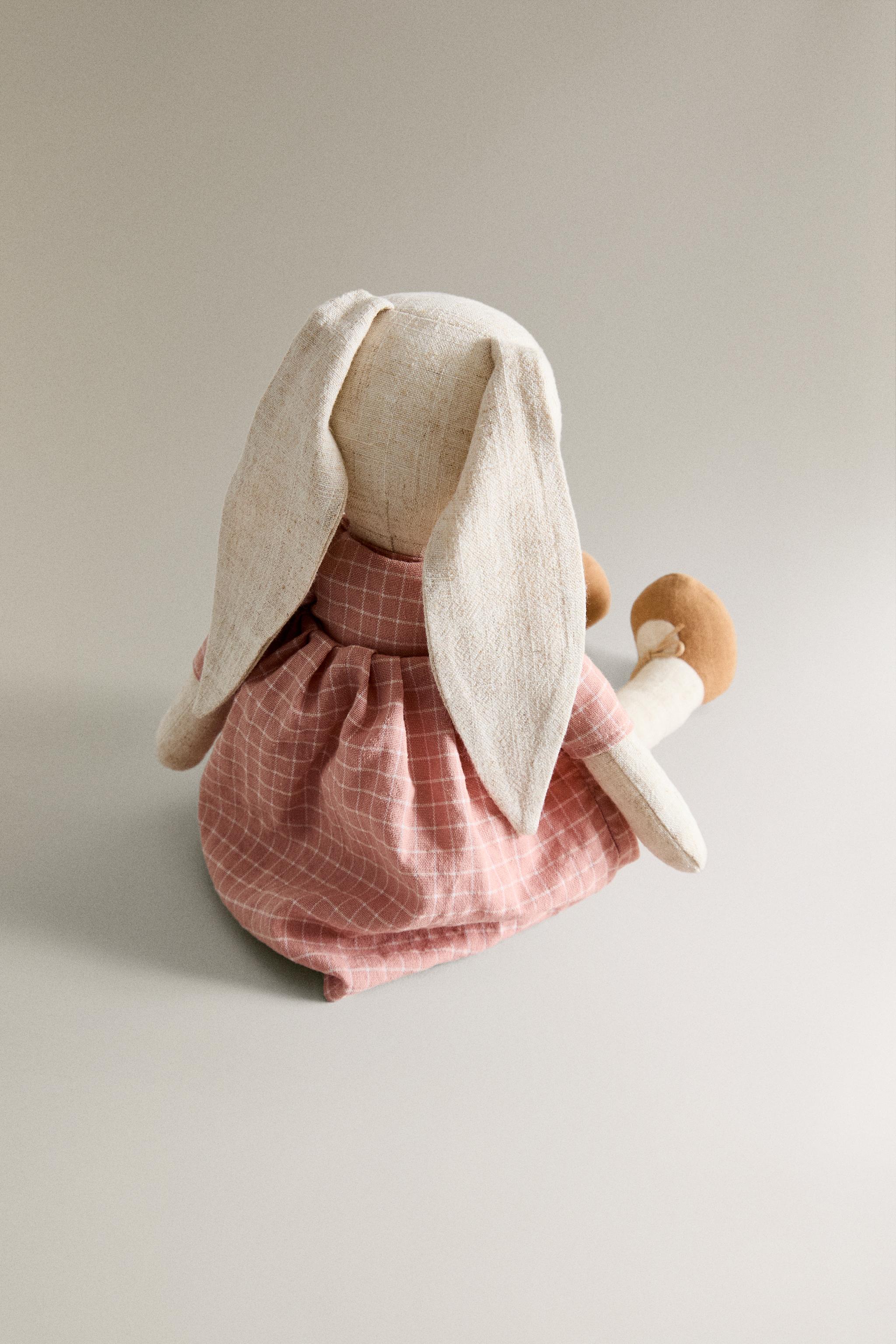 CHILDREN'S BUNNY PLUSH TOY