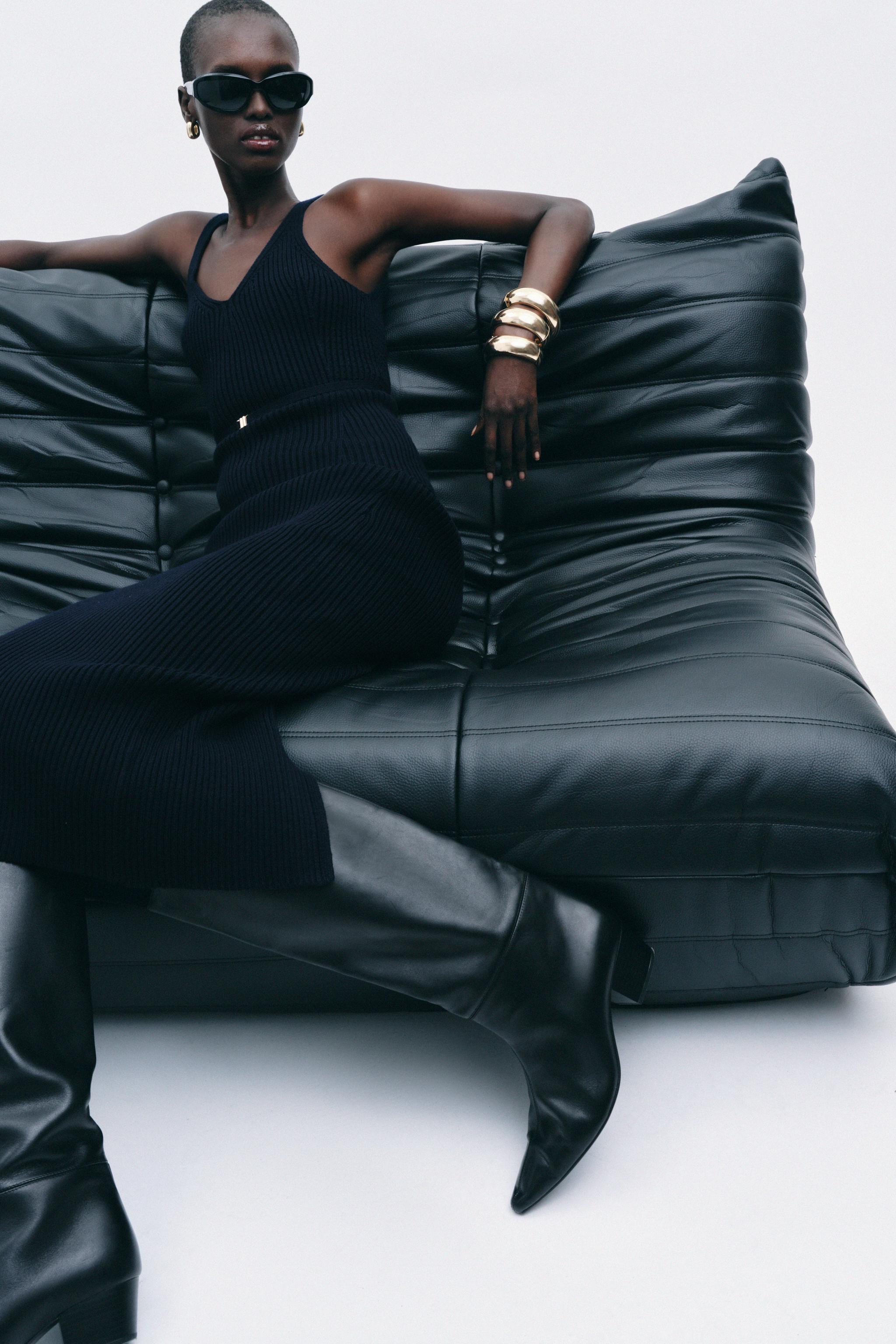 RIBBED KNIT BELT TOP