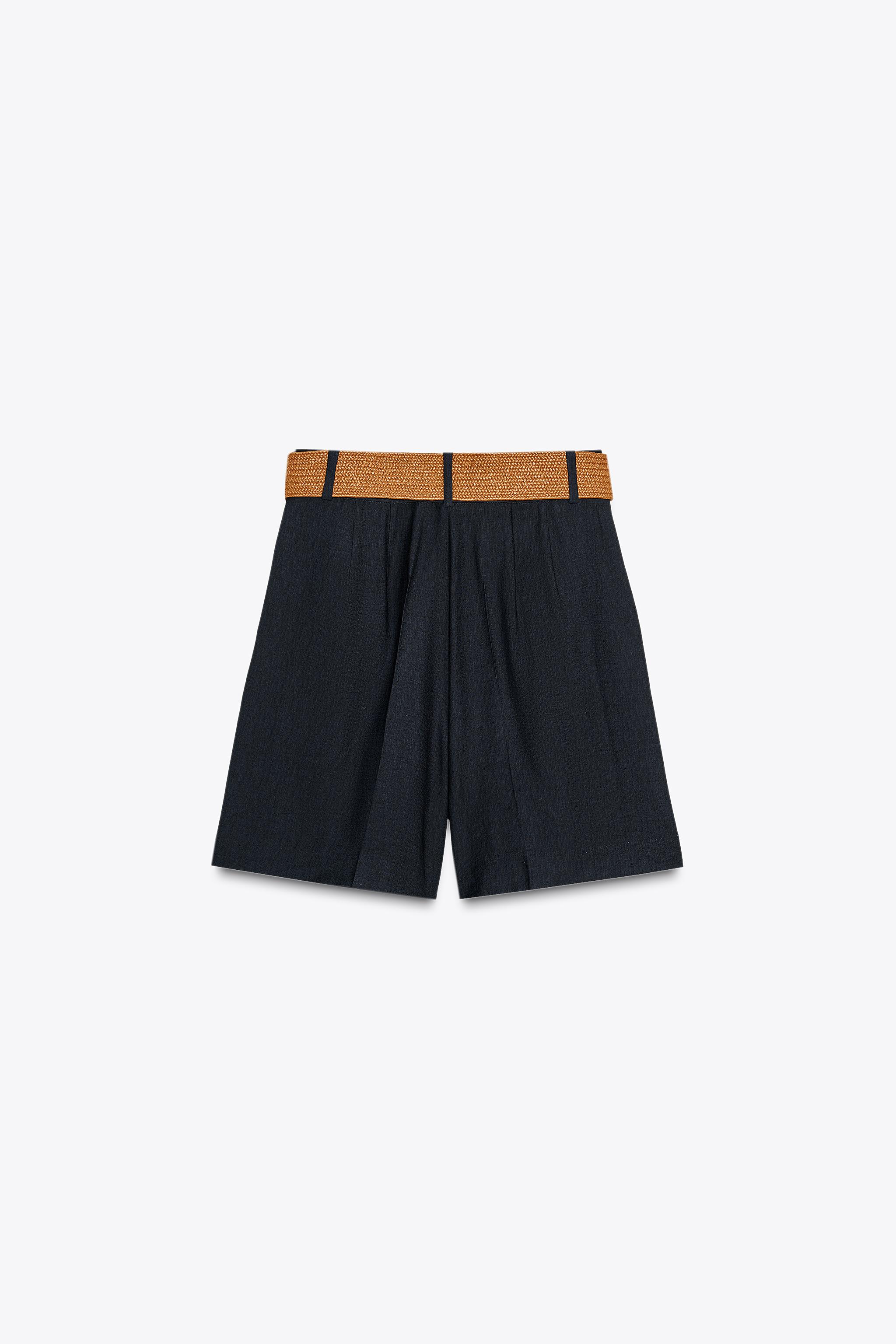 PLEATED BELT SHORTS