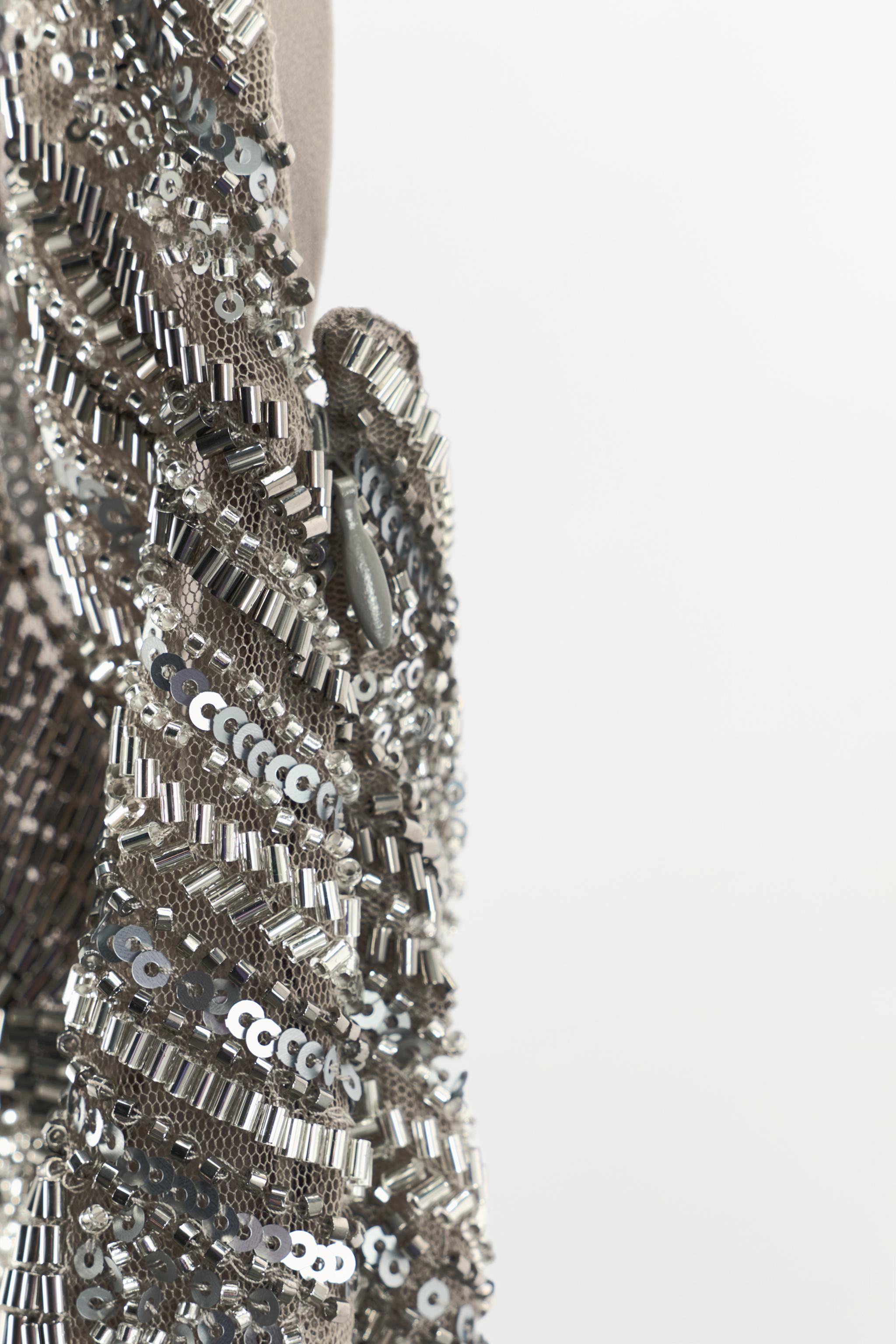 LONG EMBROIDERED DRESS