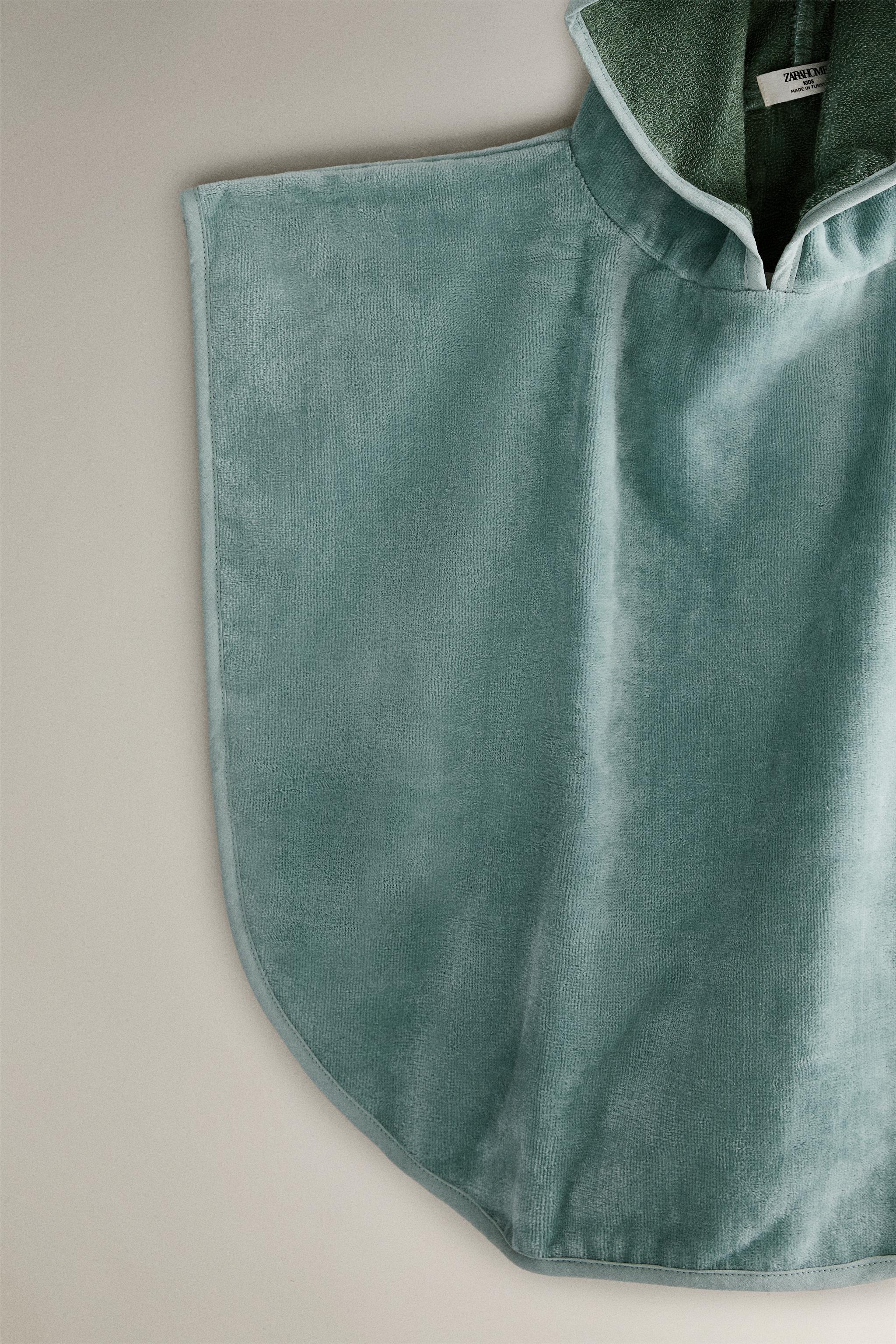 CHILDREN'S VELOUR SPACE PONCHO