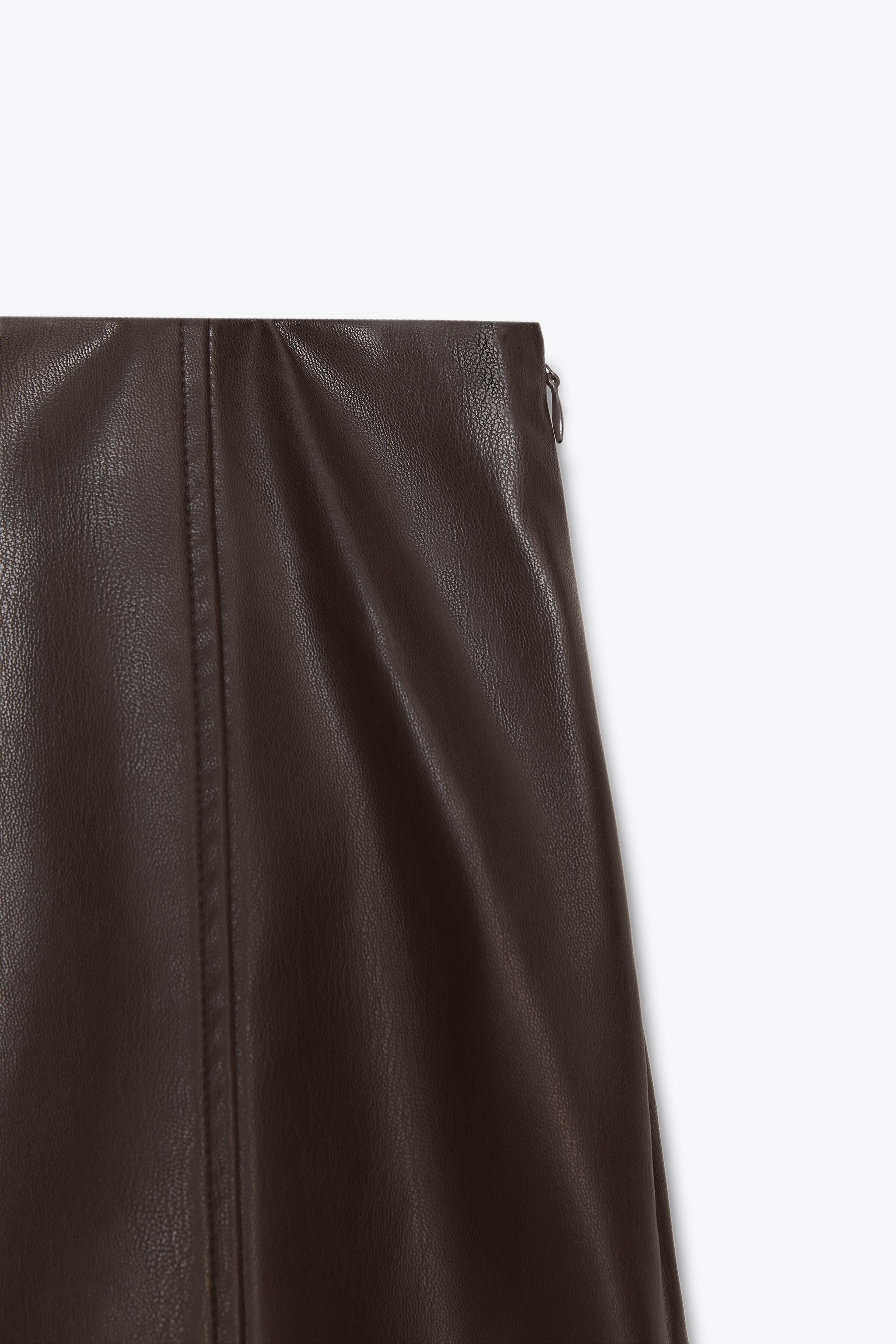 HIGH-WAISTED MINI SKIRT